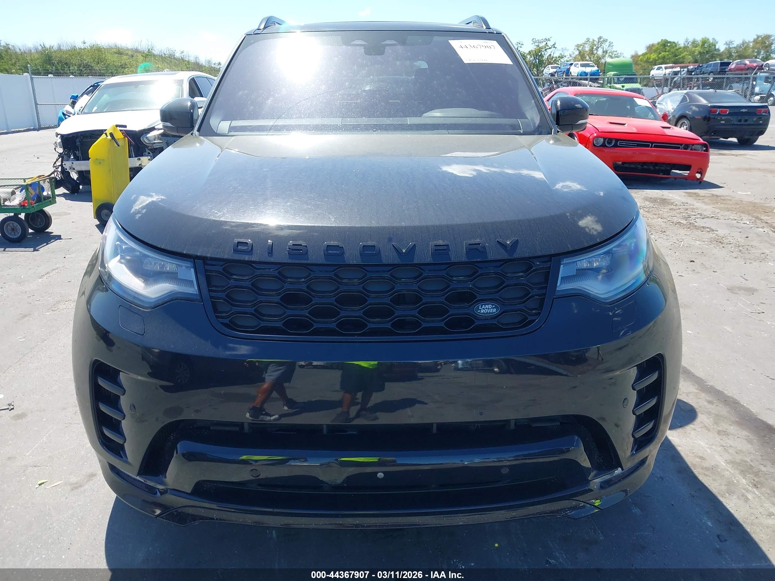 LAND ROVER image 6