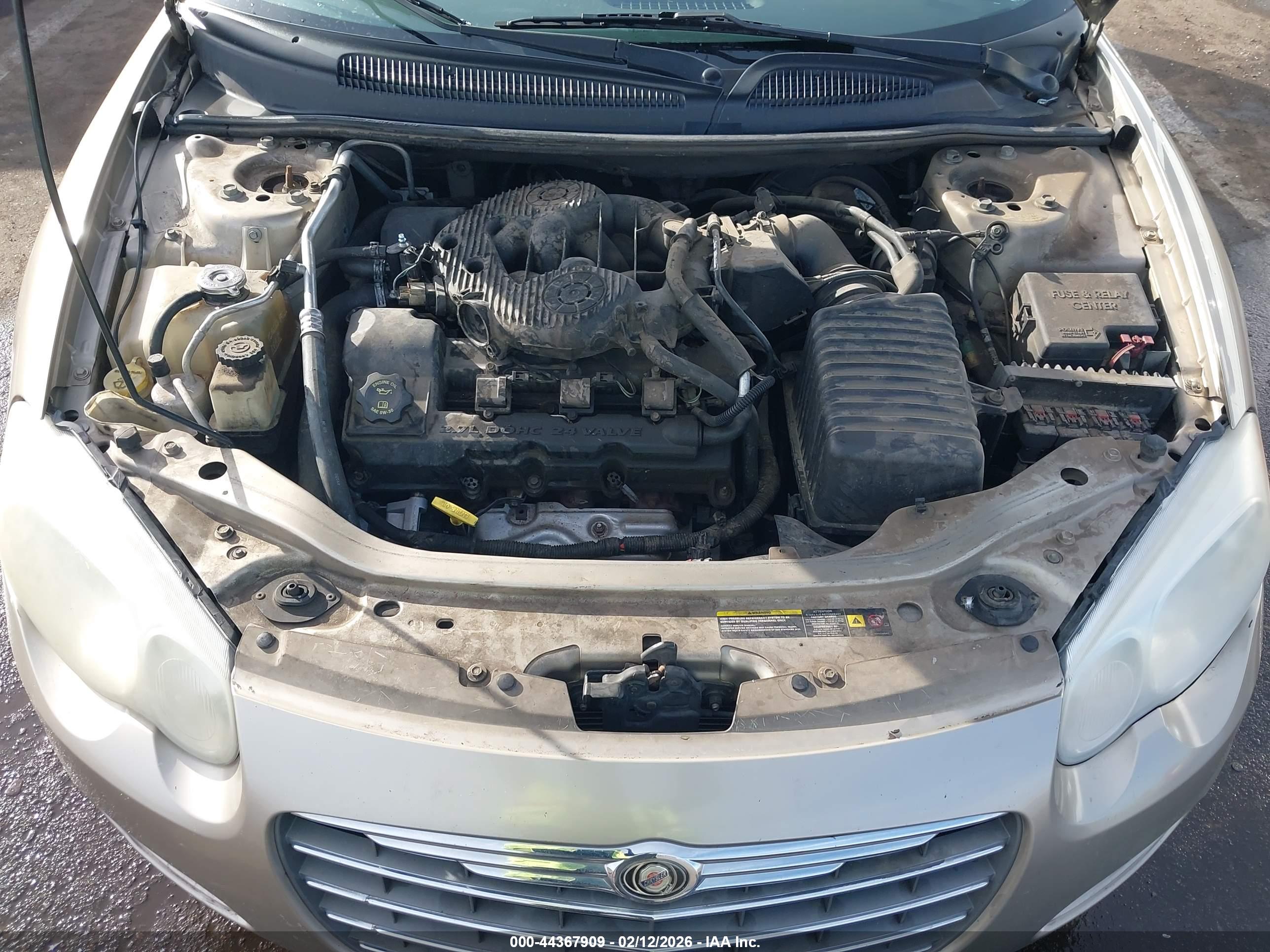CHRYSLER SEBRING image 10