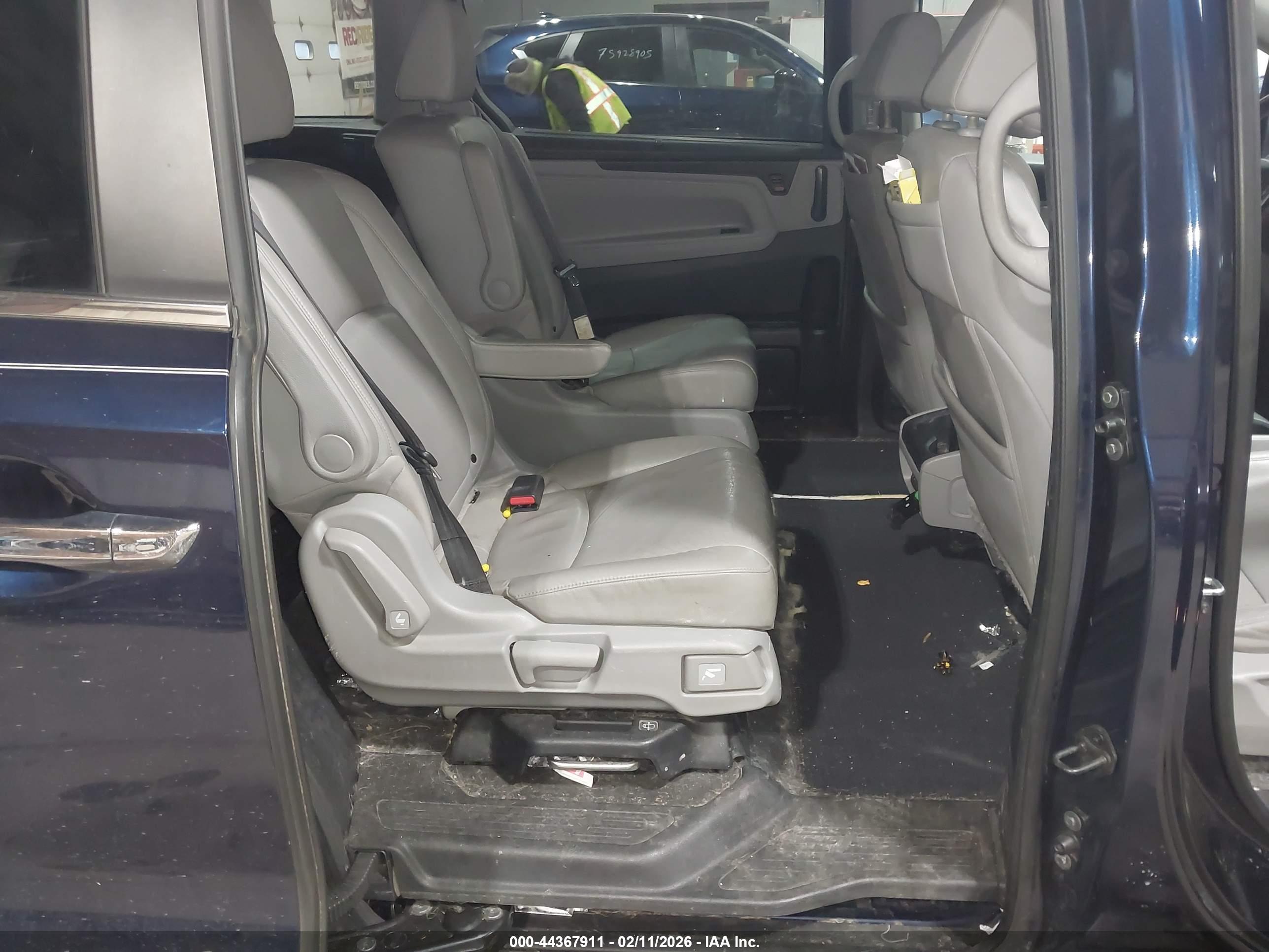 HONDA ODYSSEY image 8