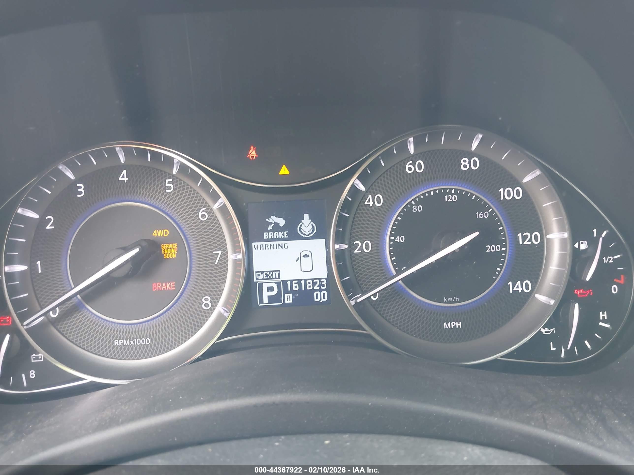 INFINITI QX56 image 7