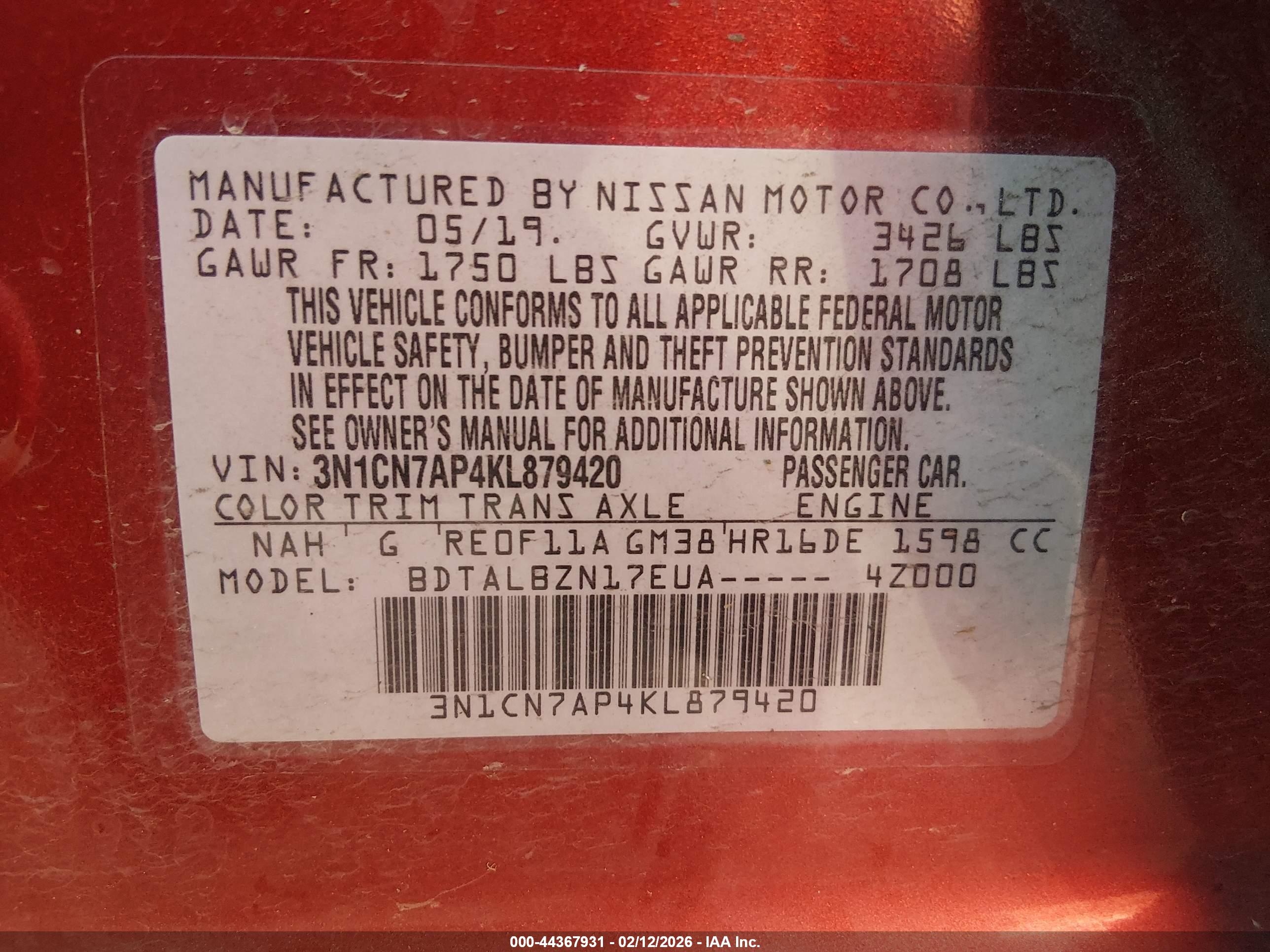 NISSAN VERSA image 9