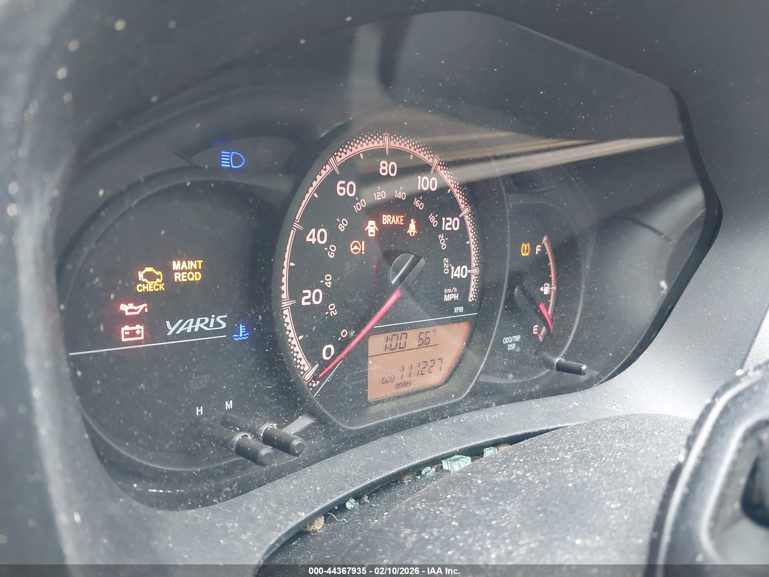TOYOTA YARIS image 7