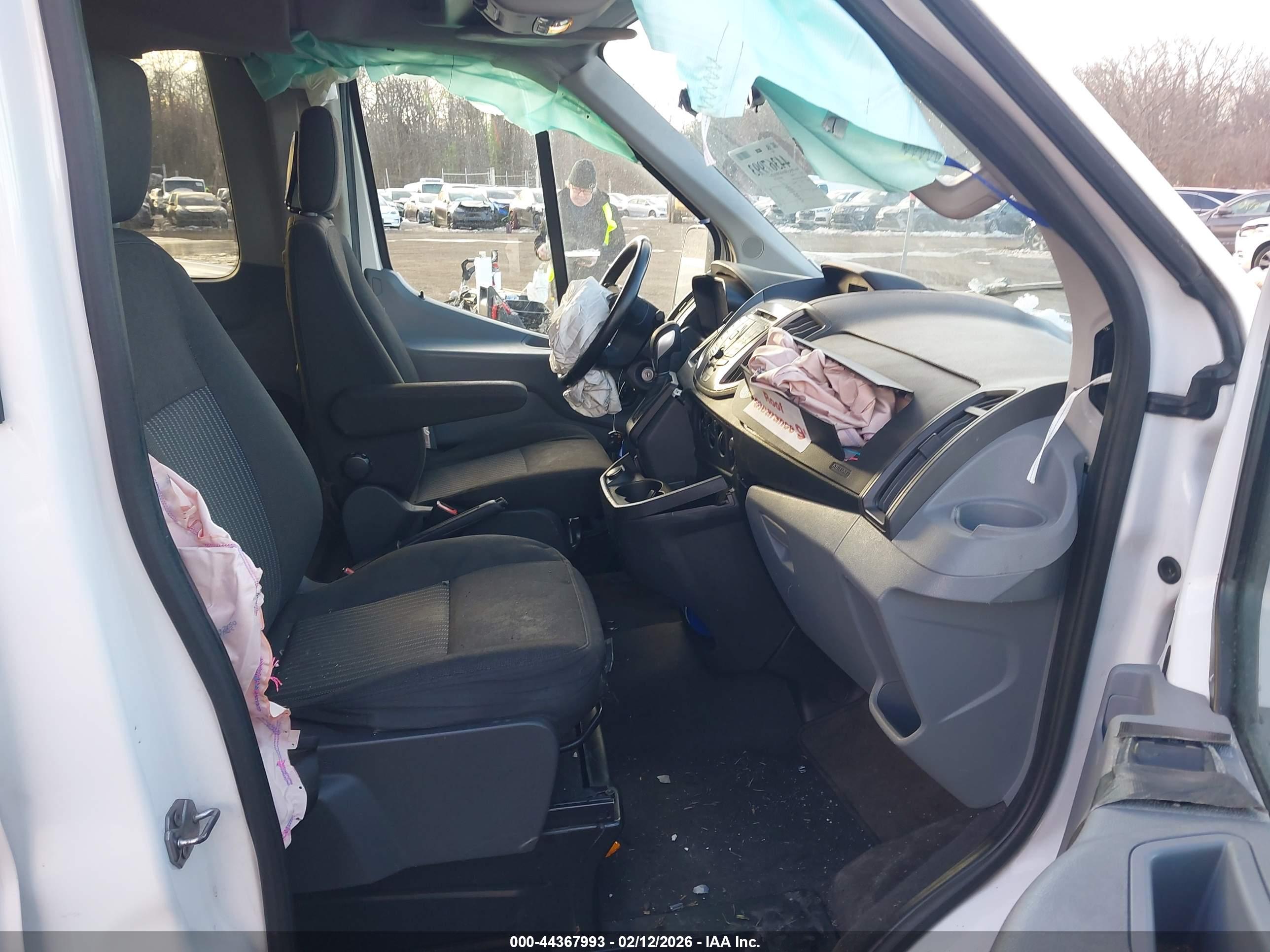 FORD TRANSIT-350 image 5