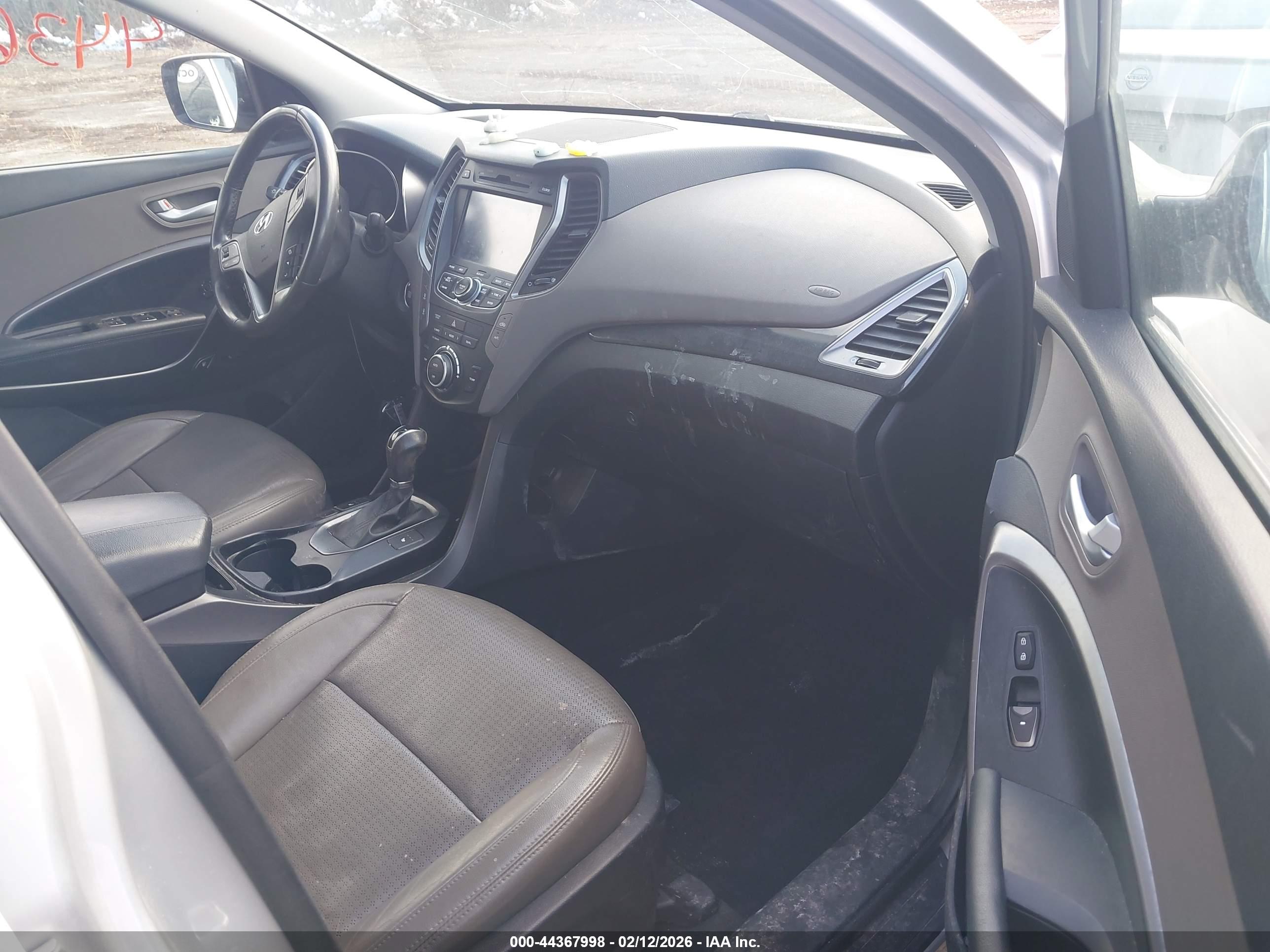 HYUNDAI SANTA image 5