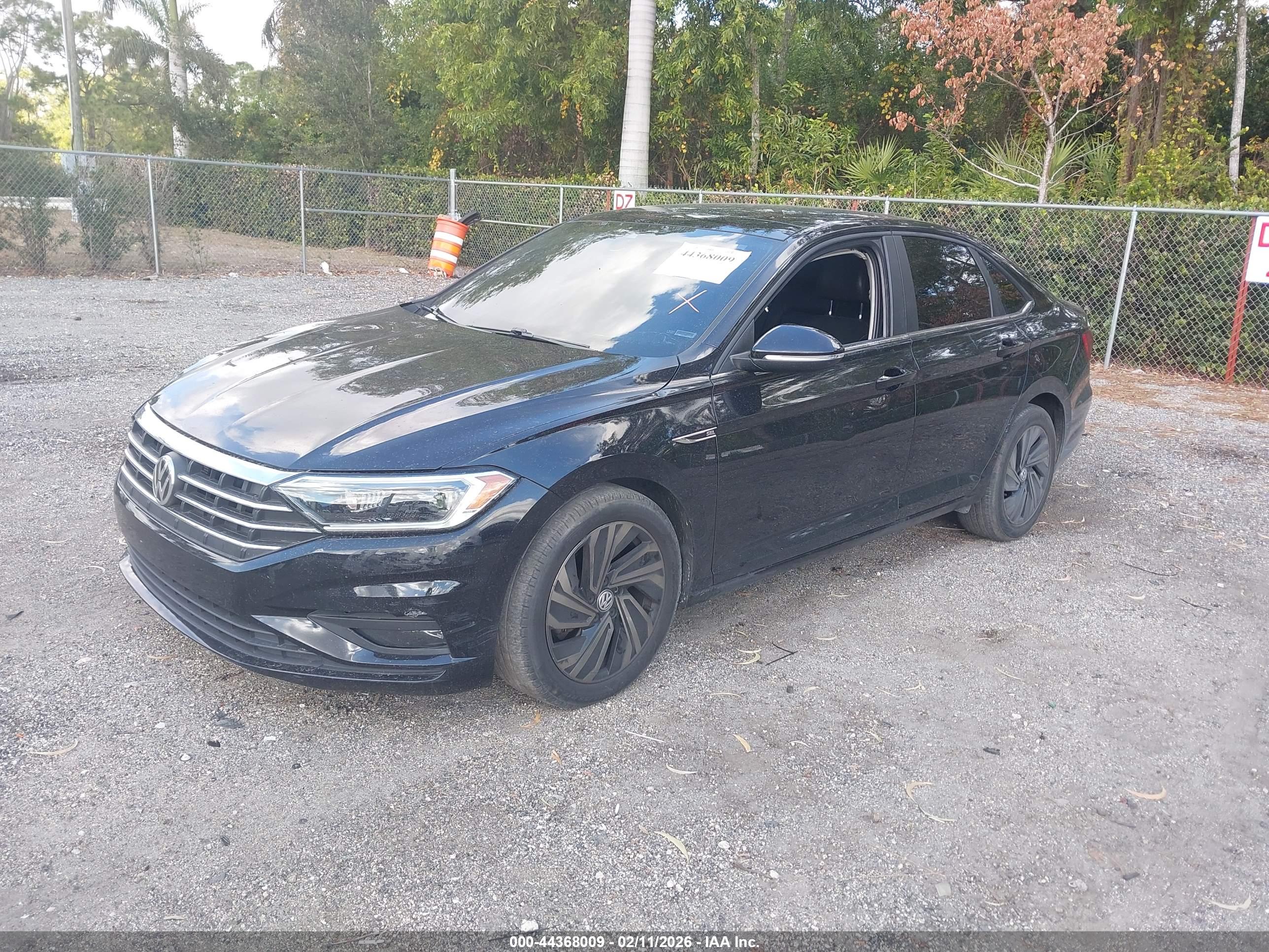 VOLKSWAGEN JETTA image 2