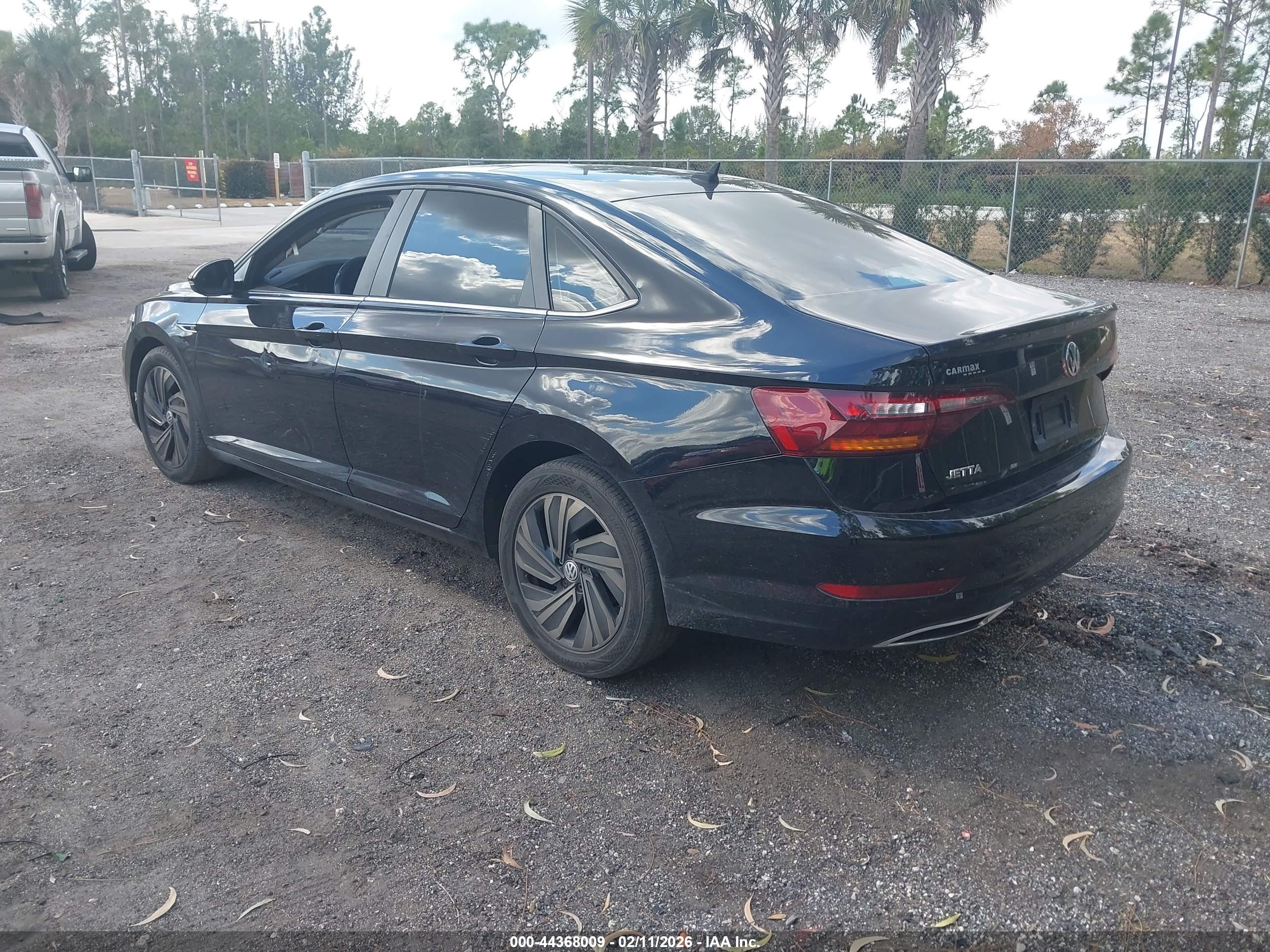VOLKSWAGEN JETTA image 3