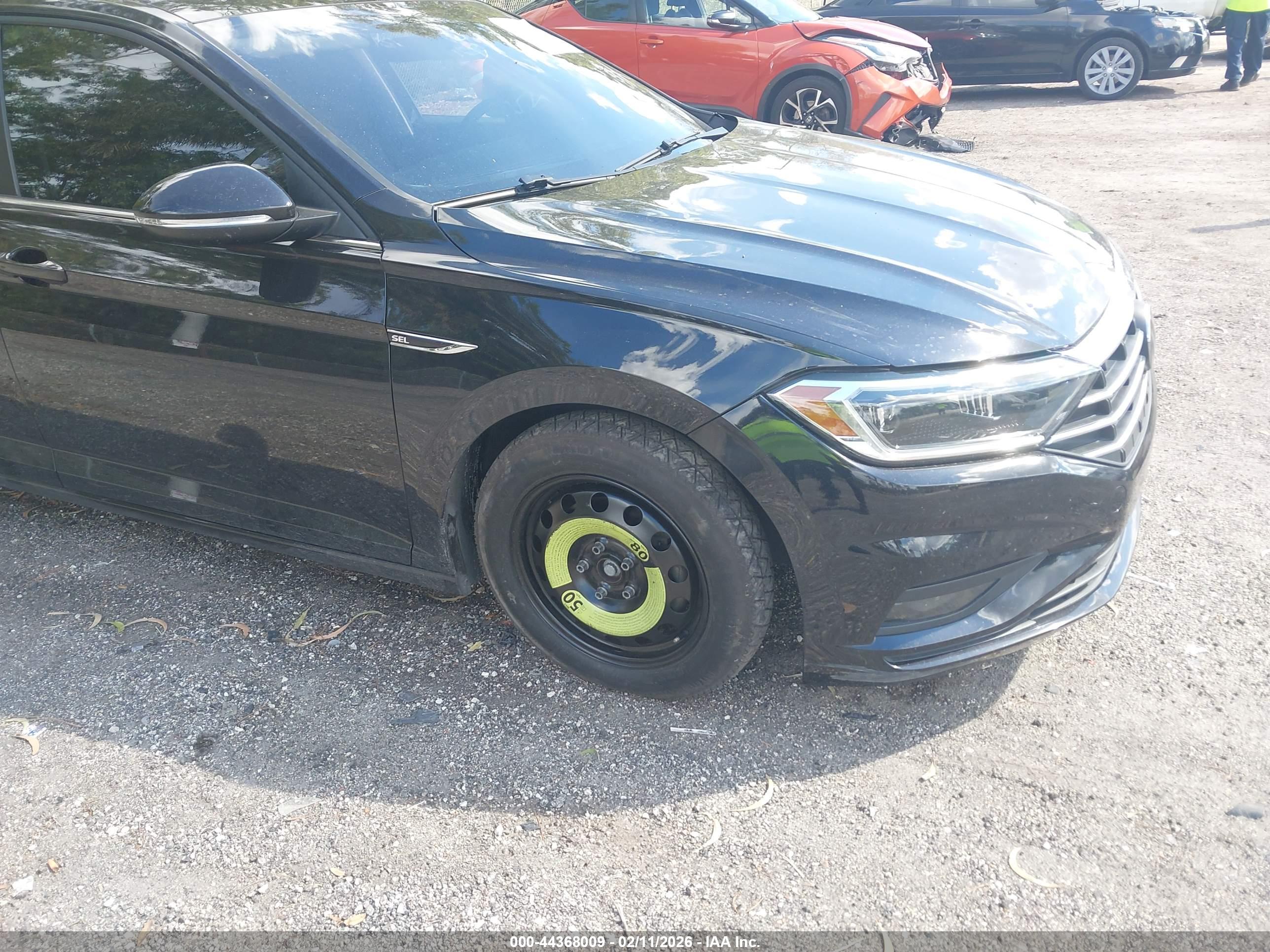 VOLKSWAGEN JETTA image 6