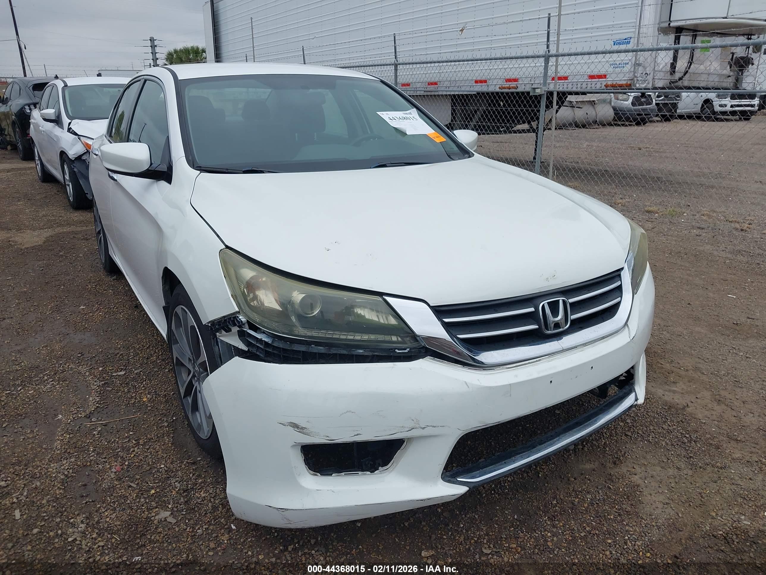 HONDA ACCORD image 6