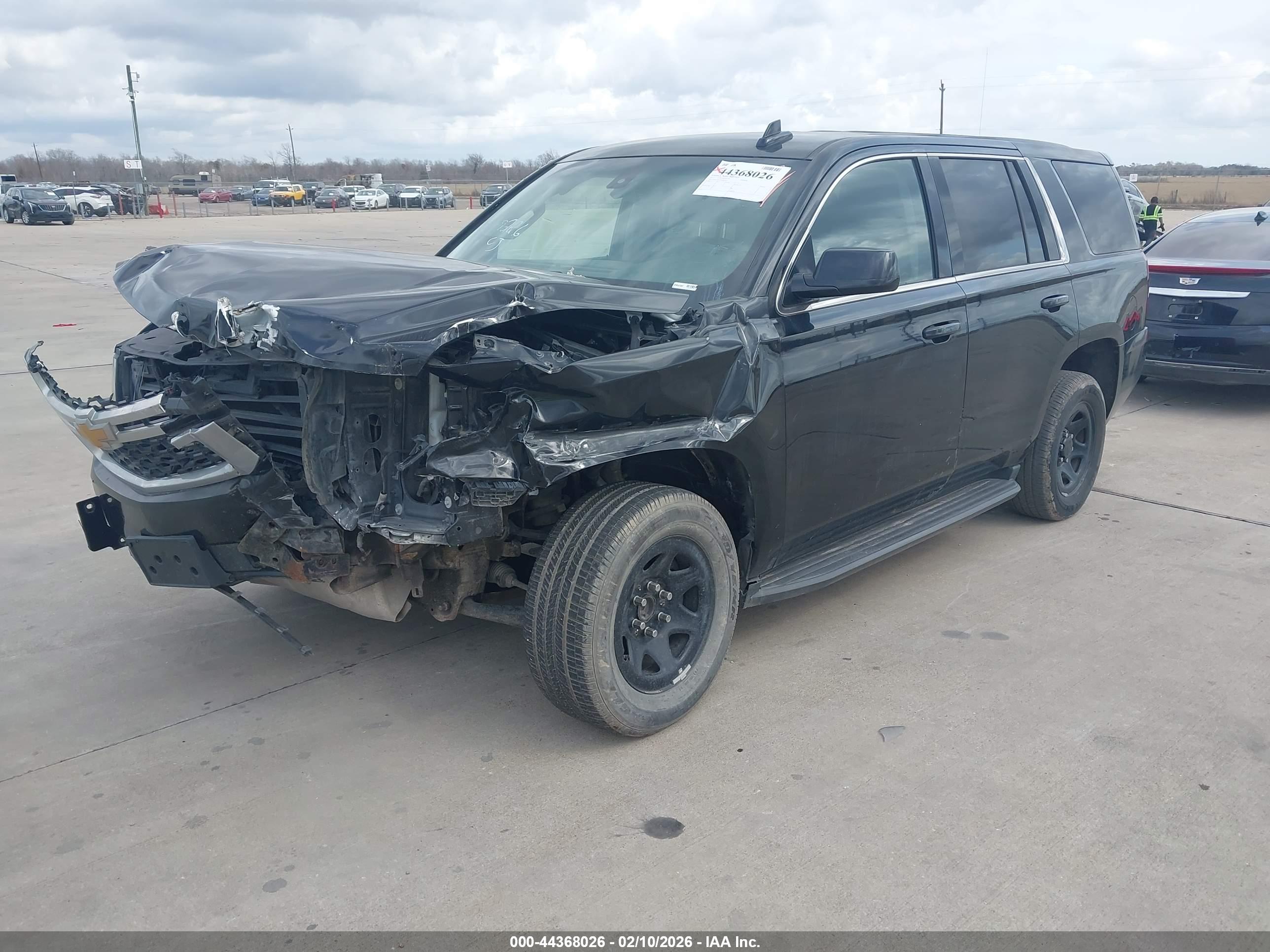 CHEVROLET TAHOE image 2