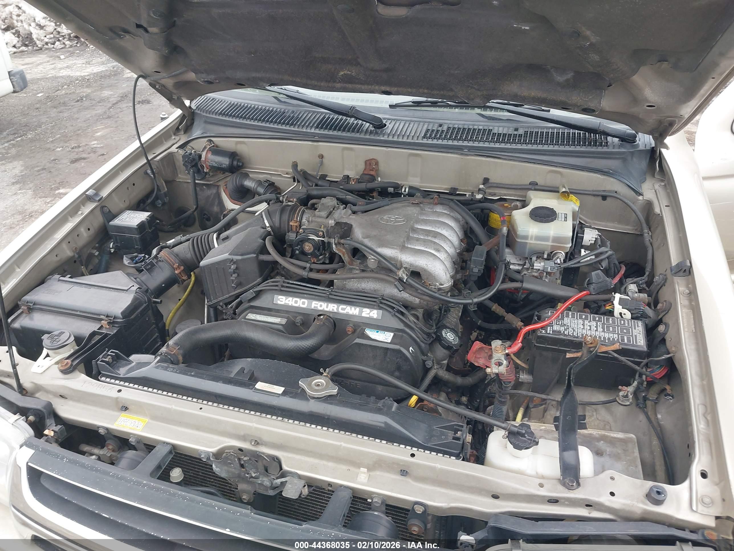 TOYOTA 4RUNNER image 10
