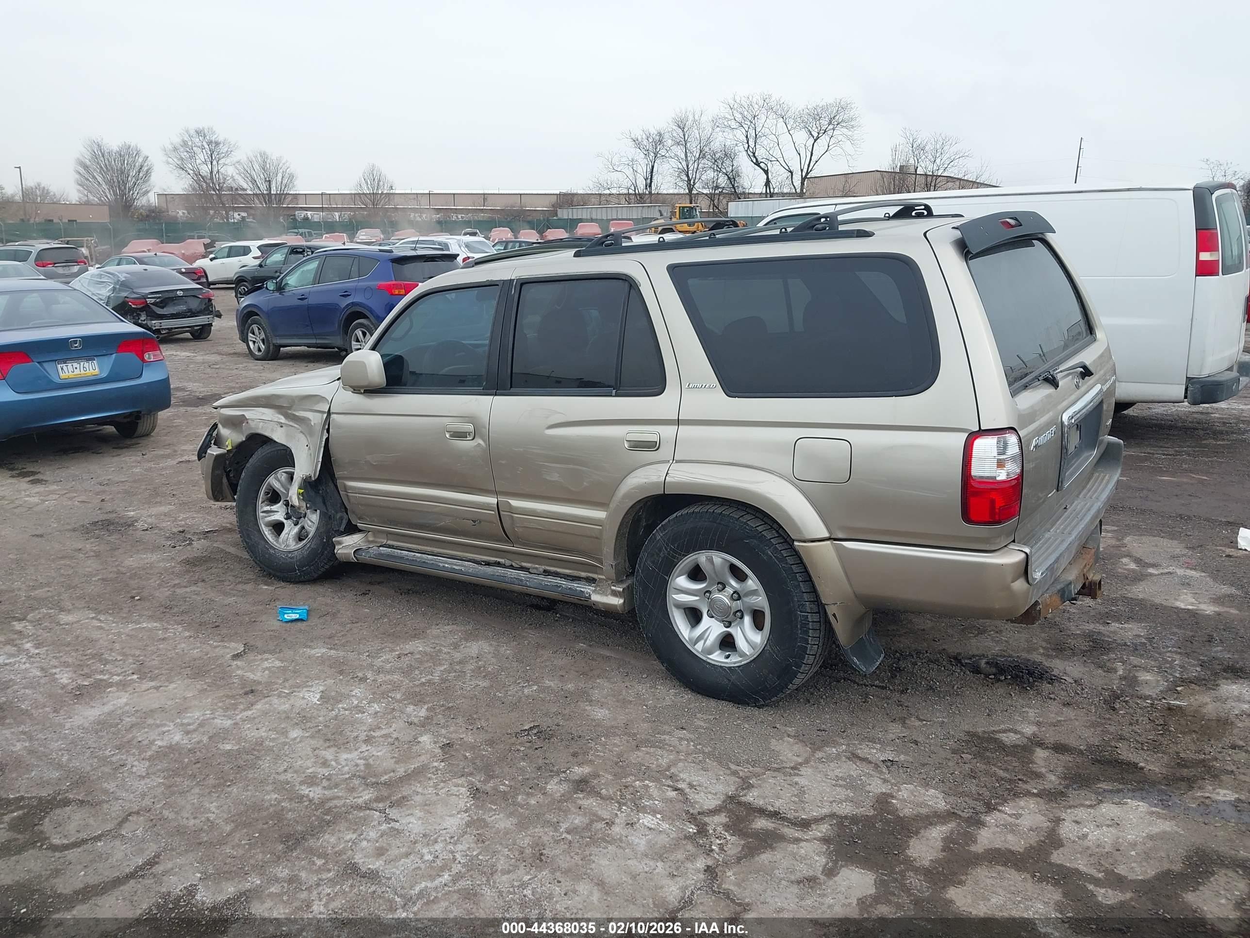 TOYOTA 4RUNNER image 3