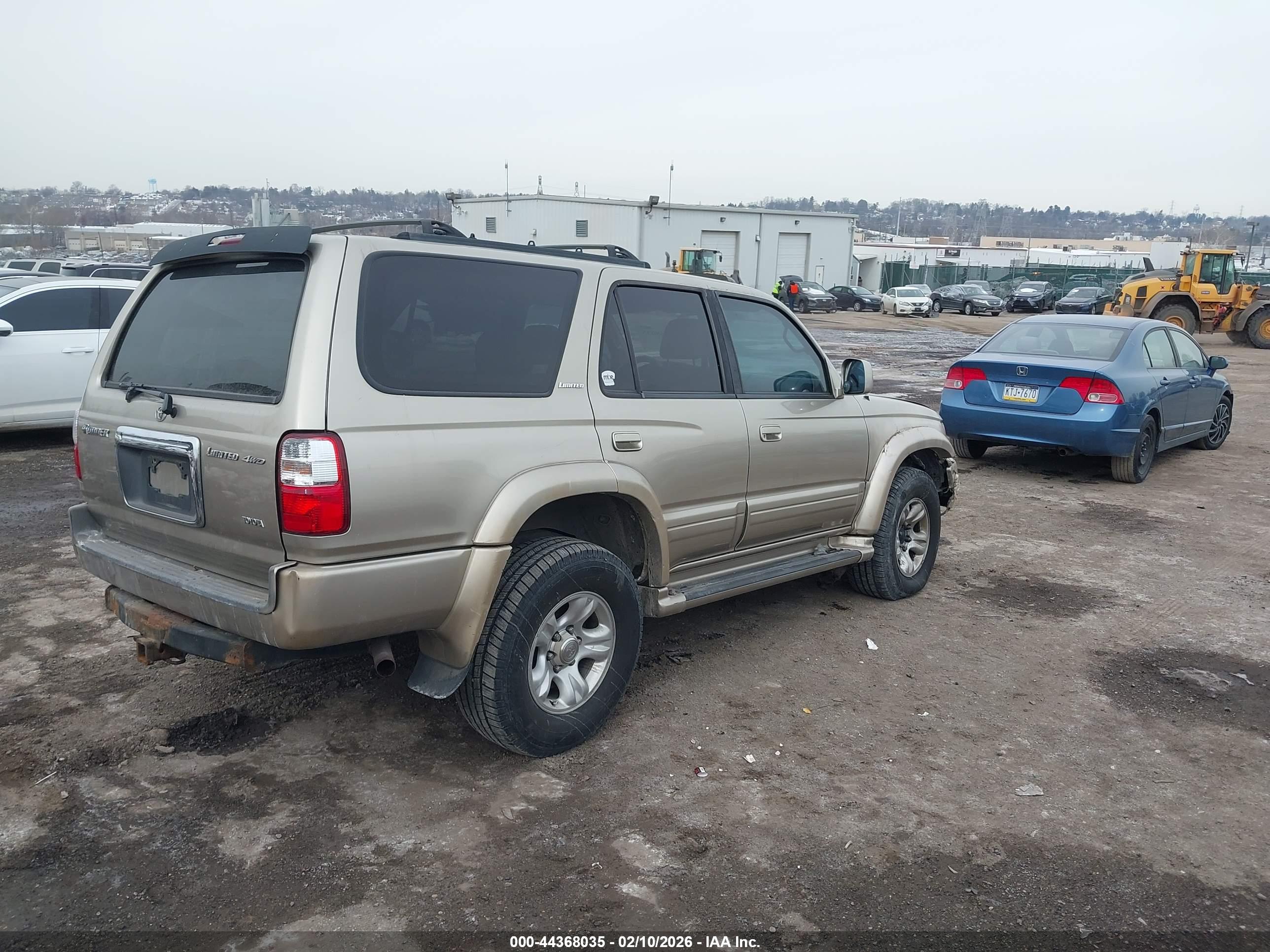 TOYOTA 4RUNNER image 4