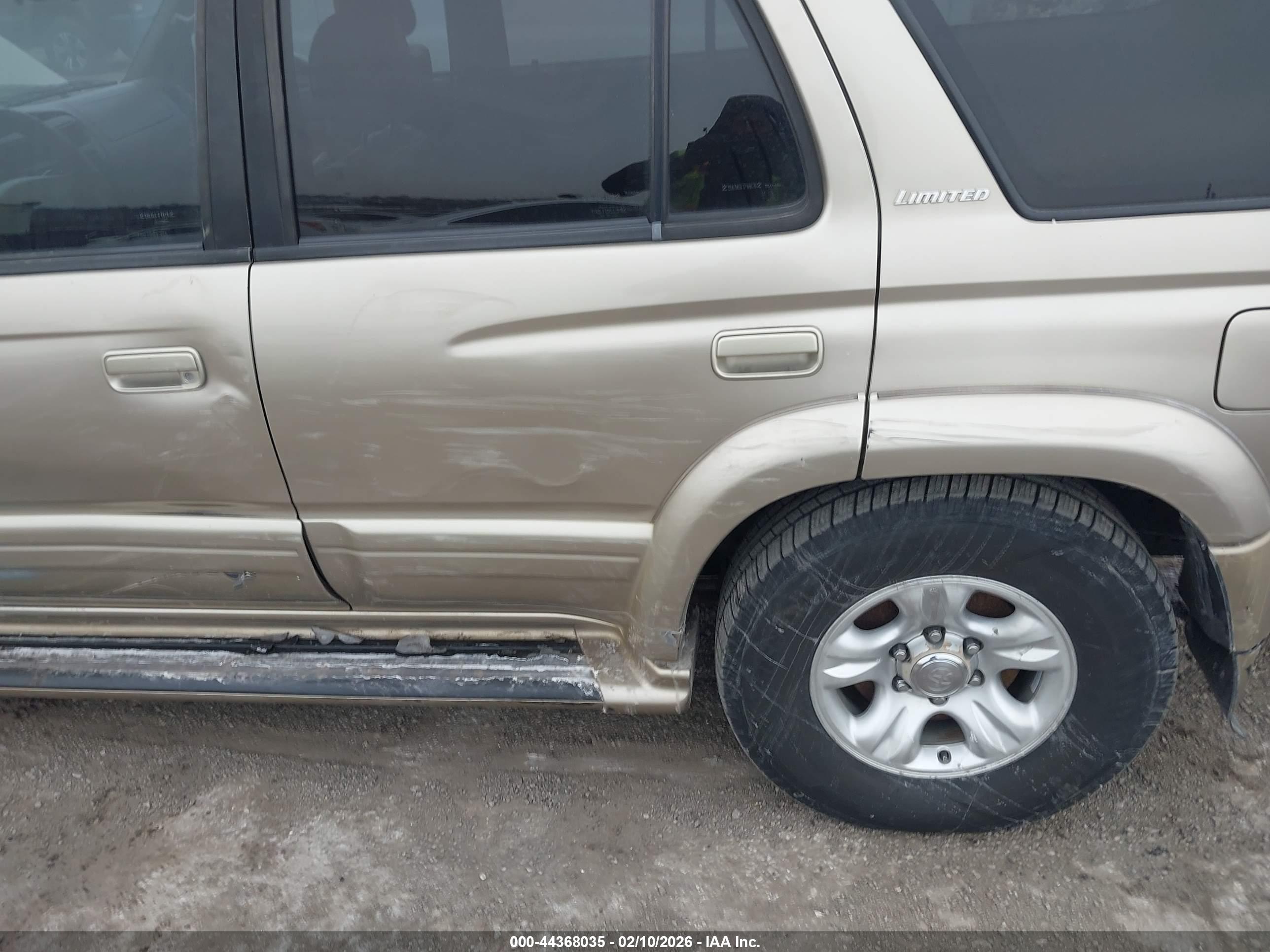 TOYOTA 4RUNNER image 6