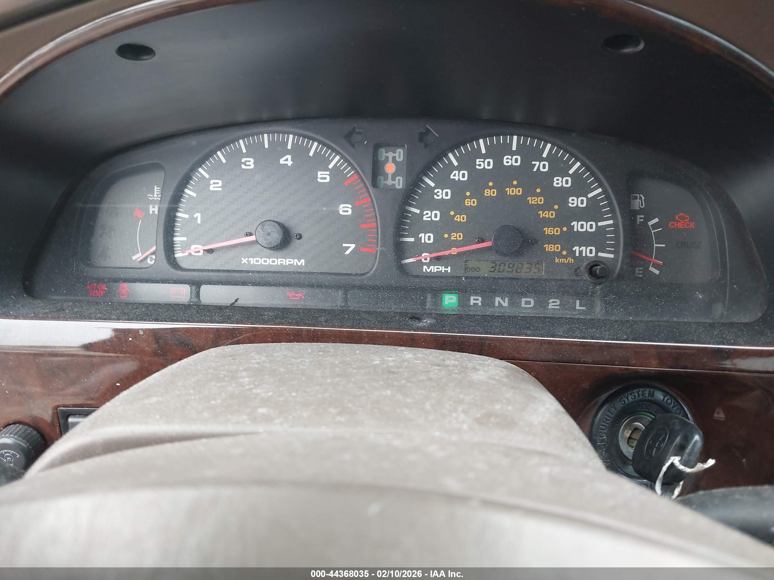 TOYOTA 4RUNNER image 7