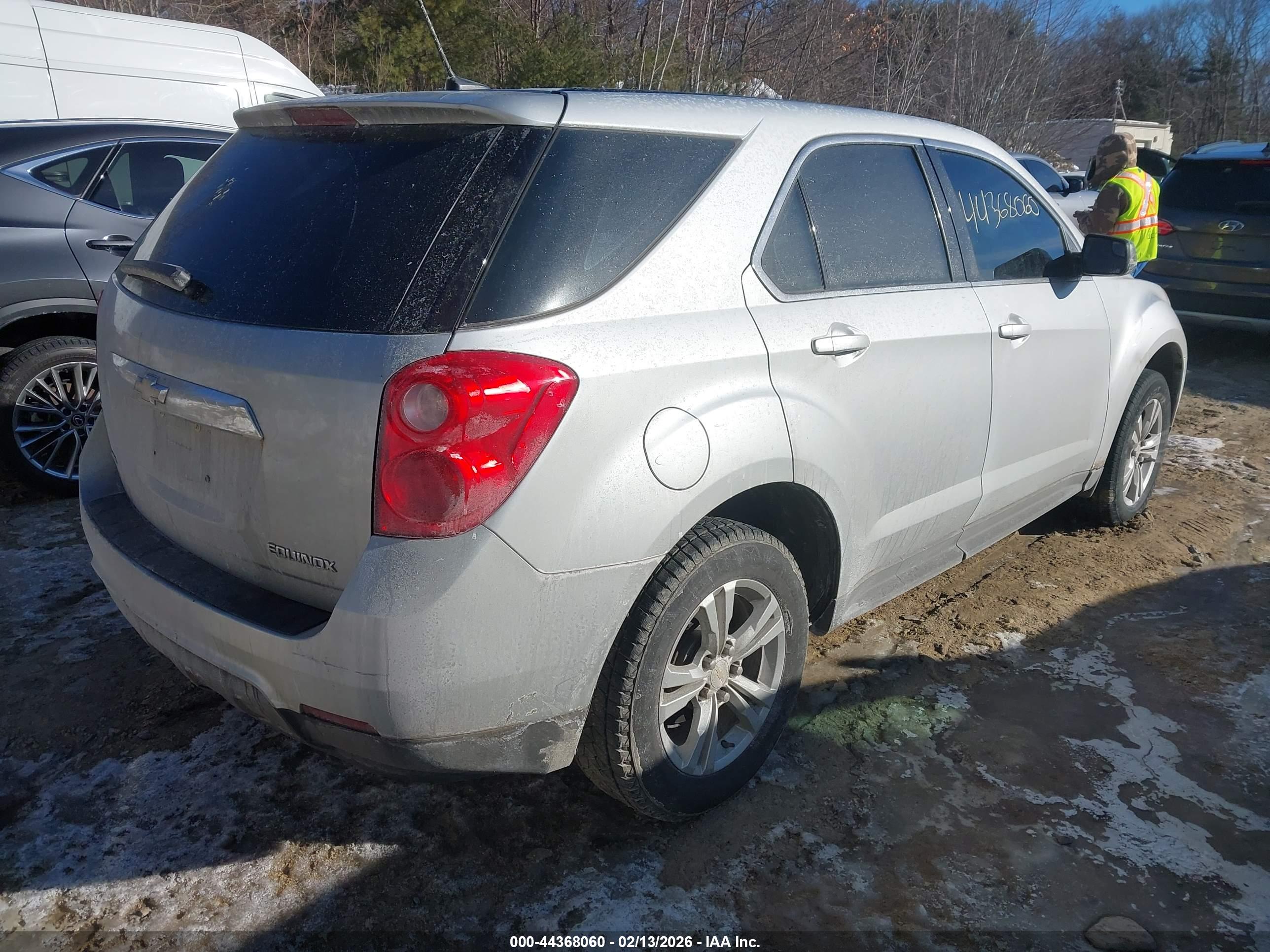 CHEVROLET EQUINOX image 4