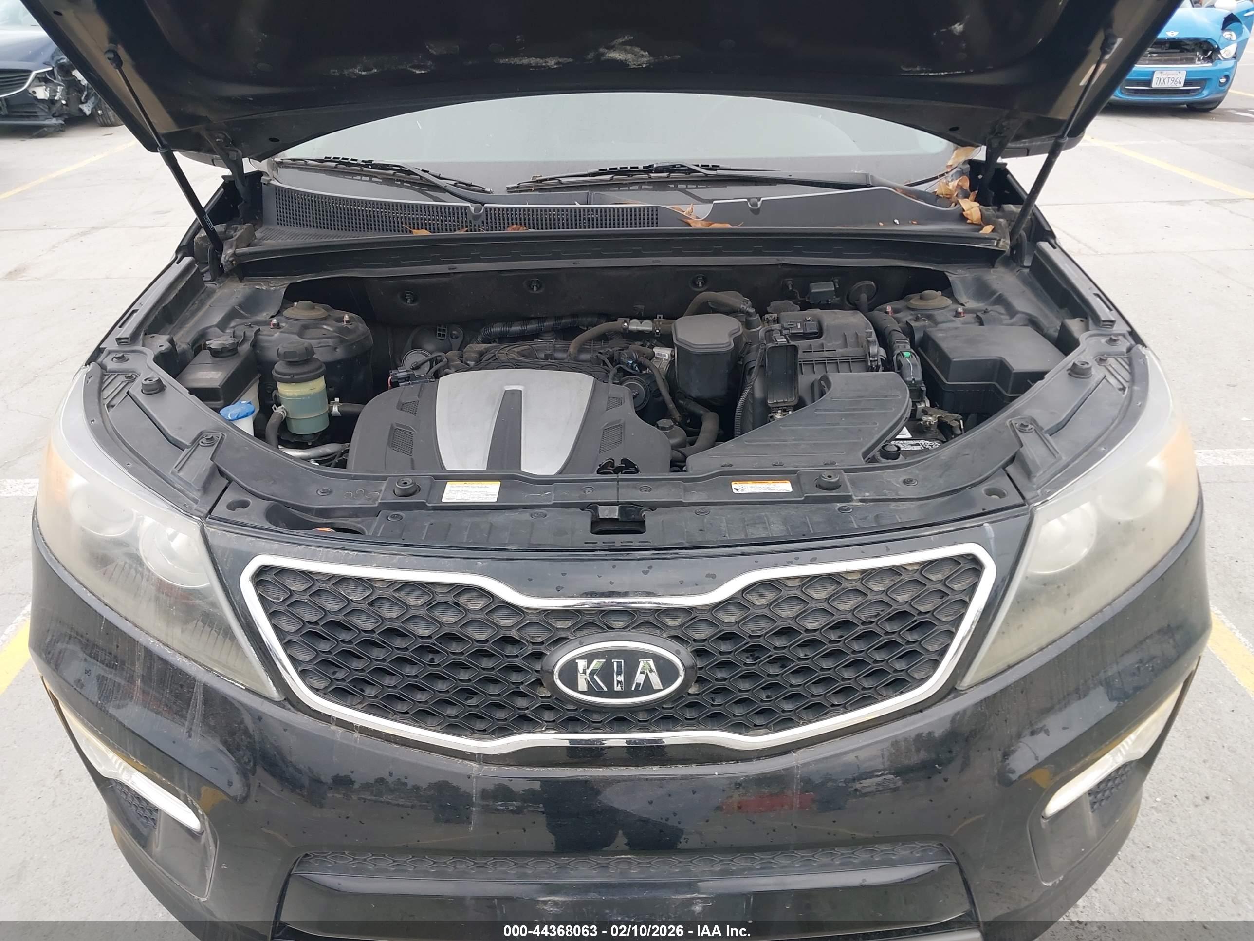 KIA SORENTO image 10