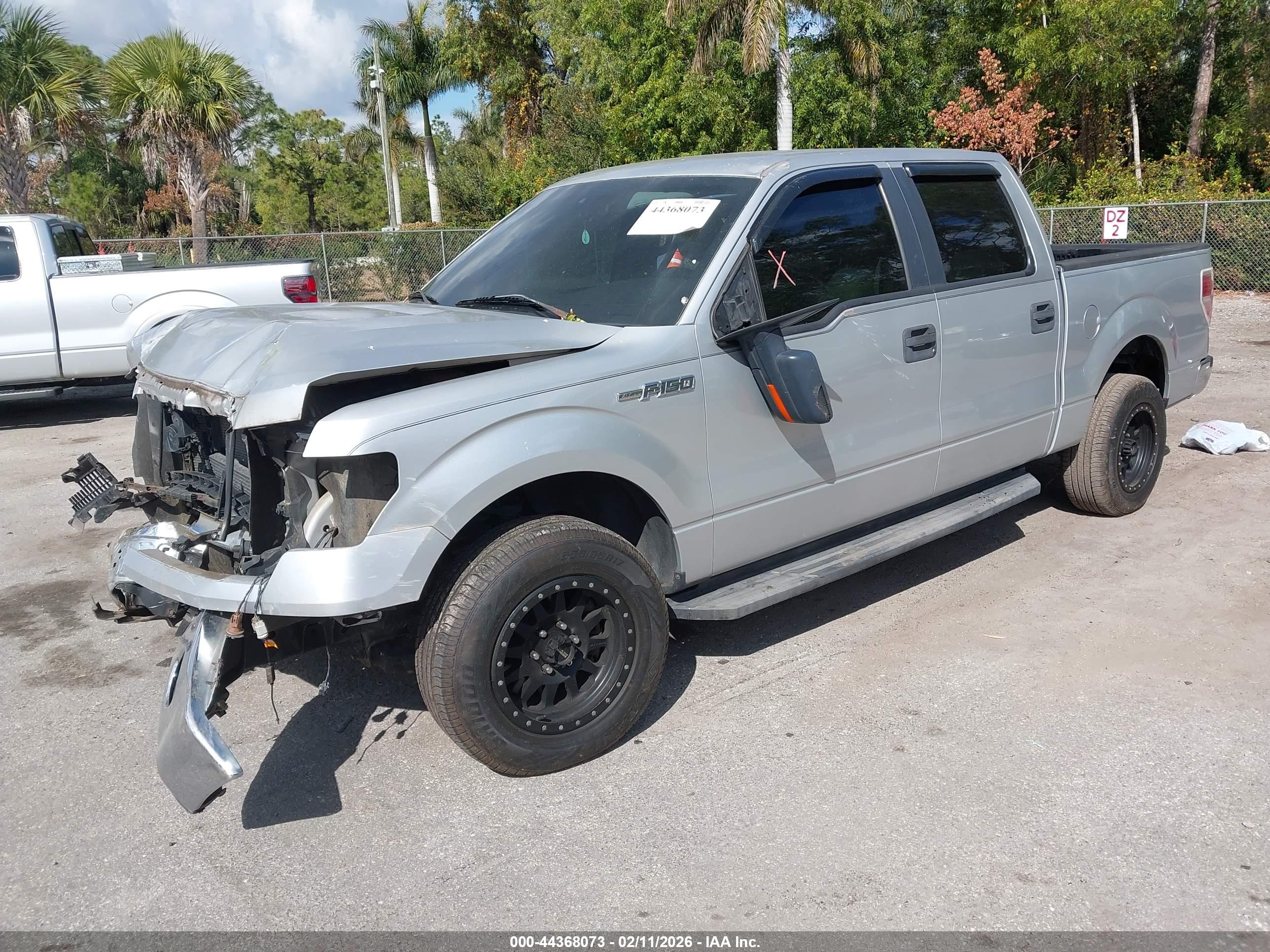 FORD F-150 image 2