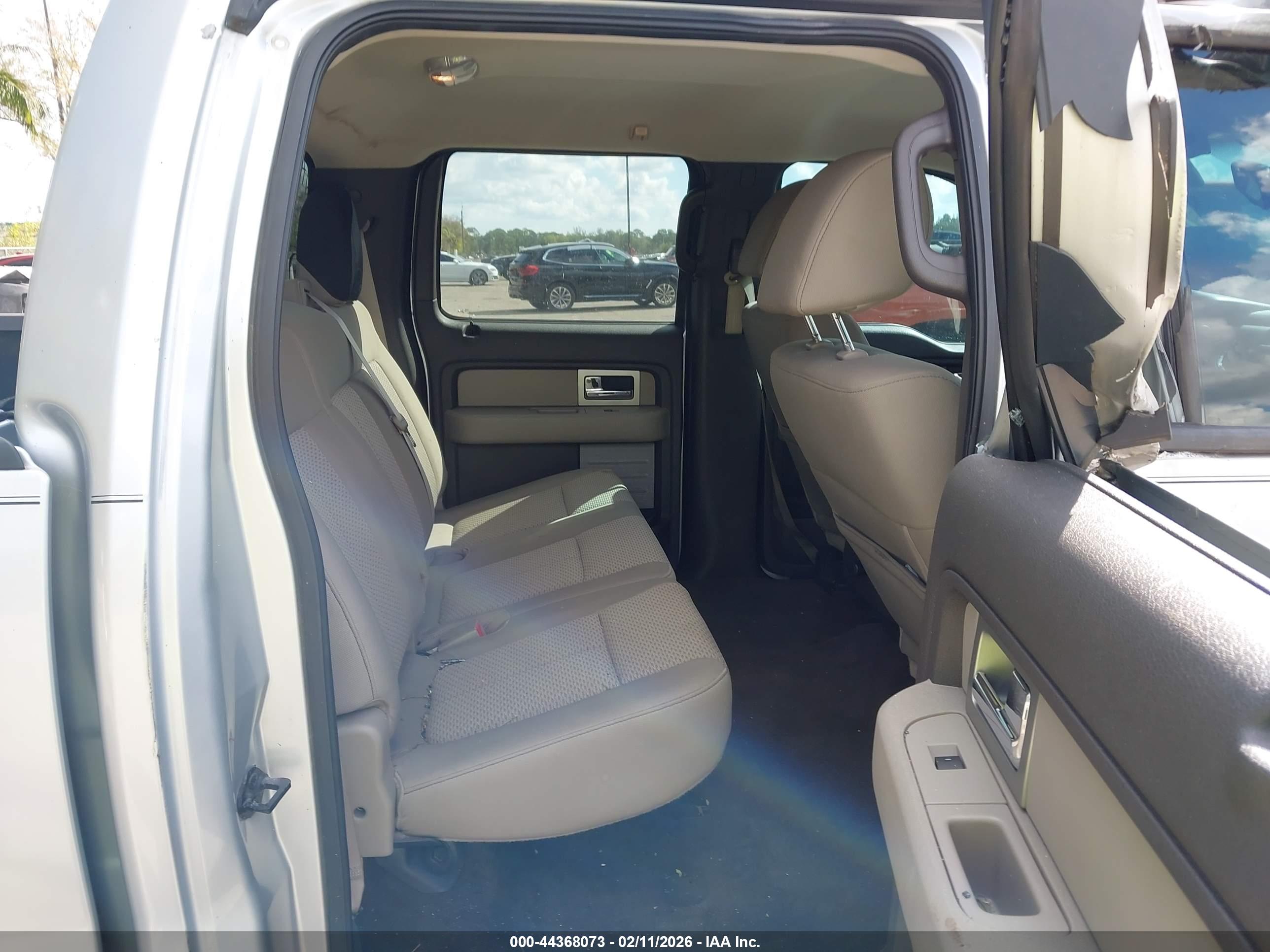 FORD F-150 image 8
