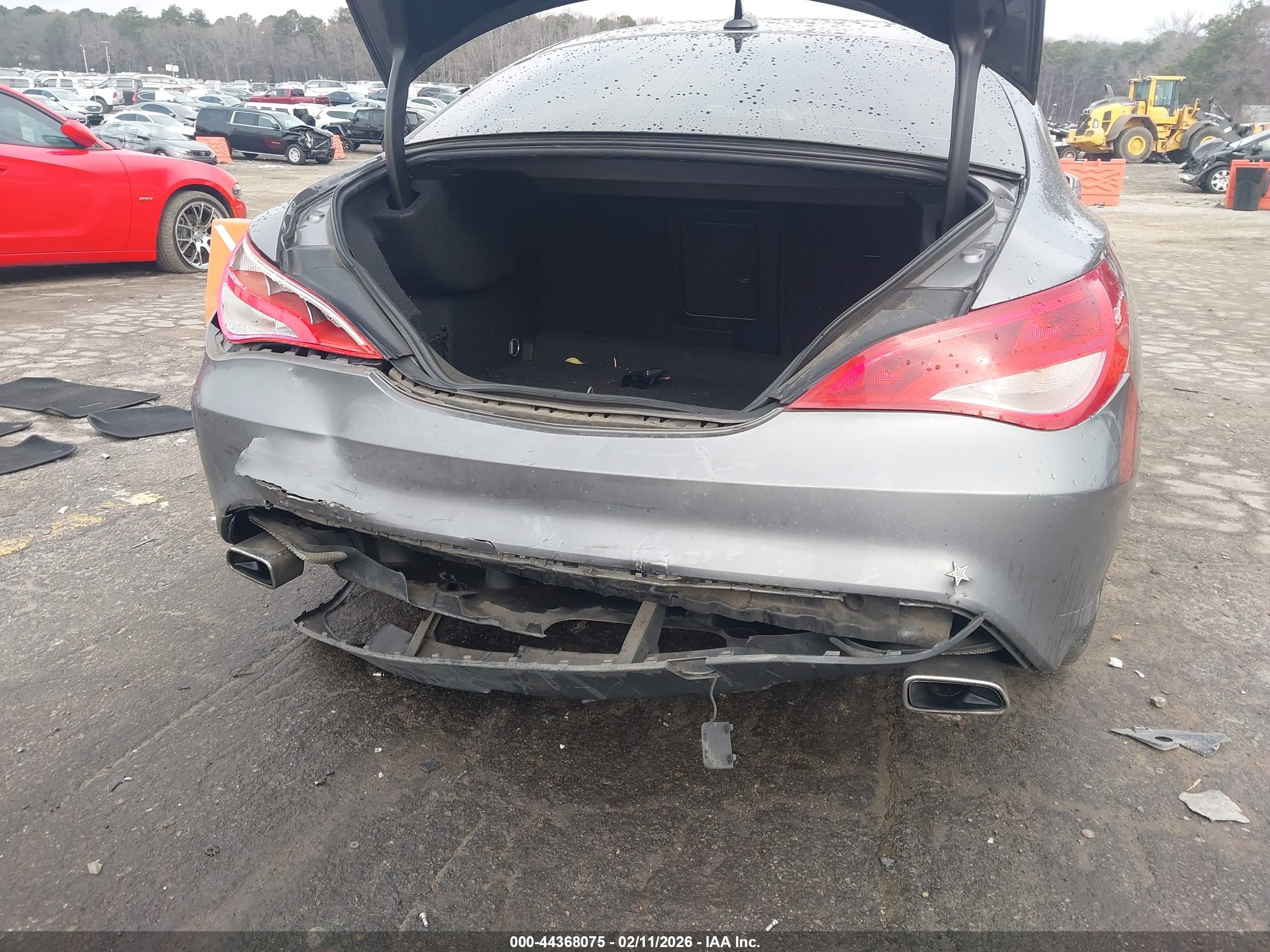 MERCEDES-BENZ CLA image 6