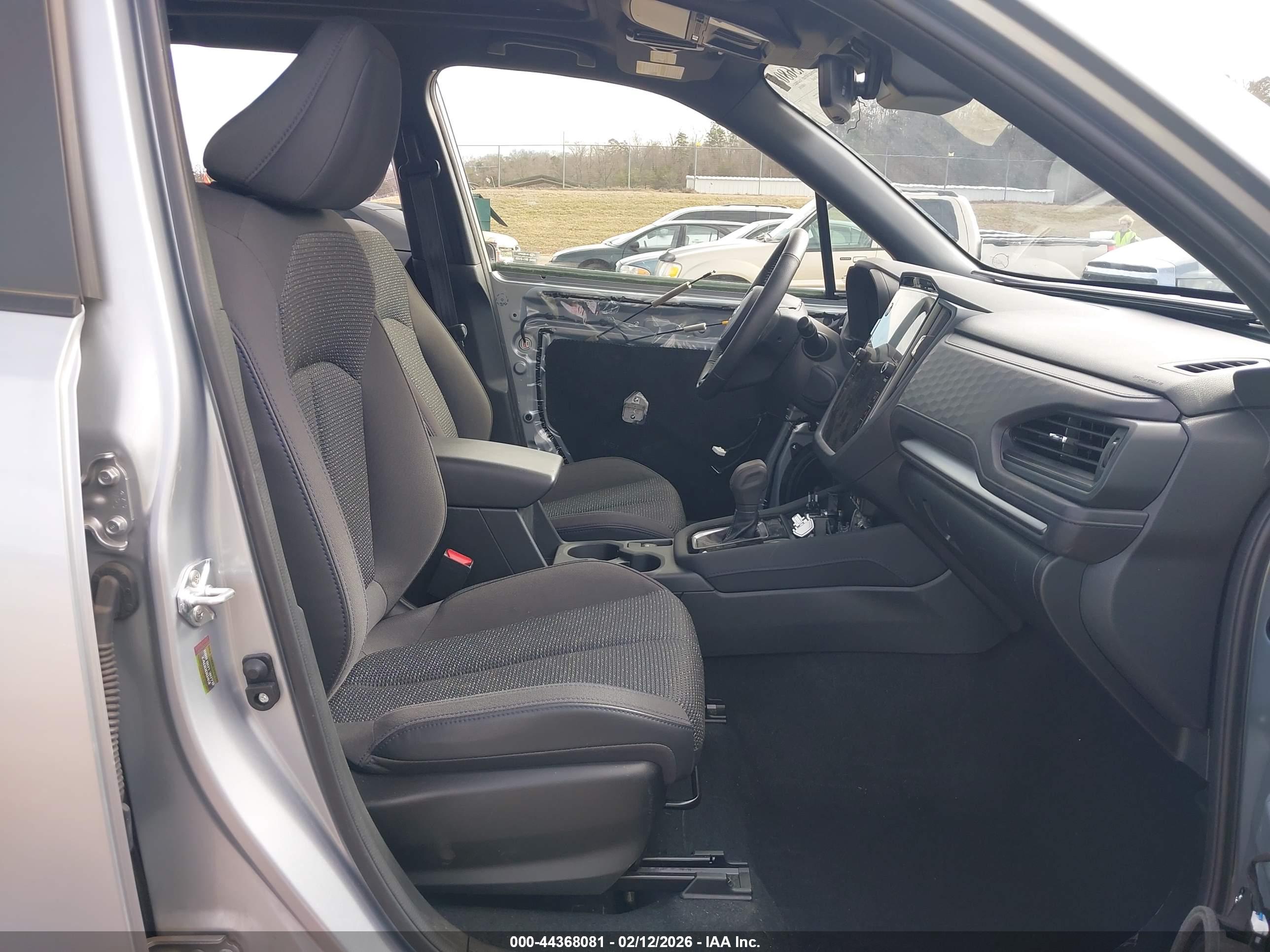 SUBARU FORESTER image 5