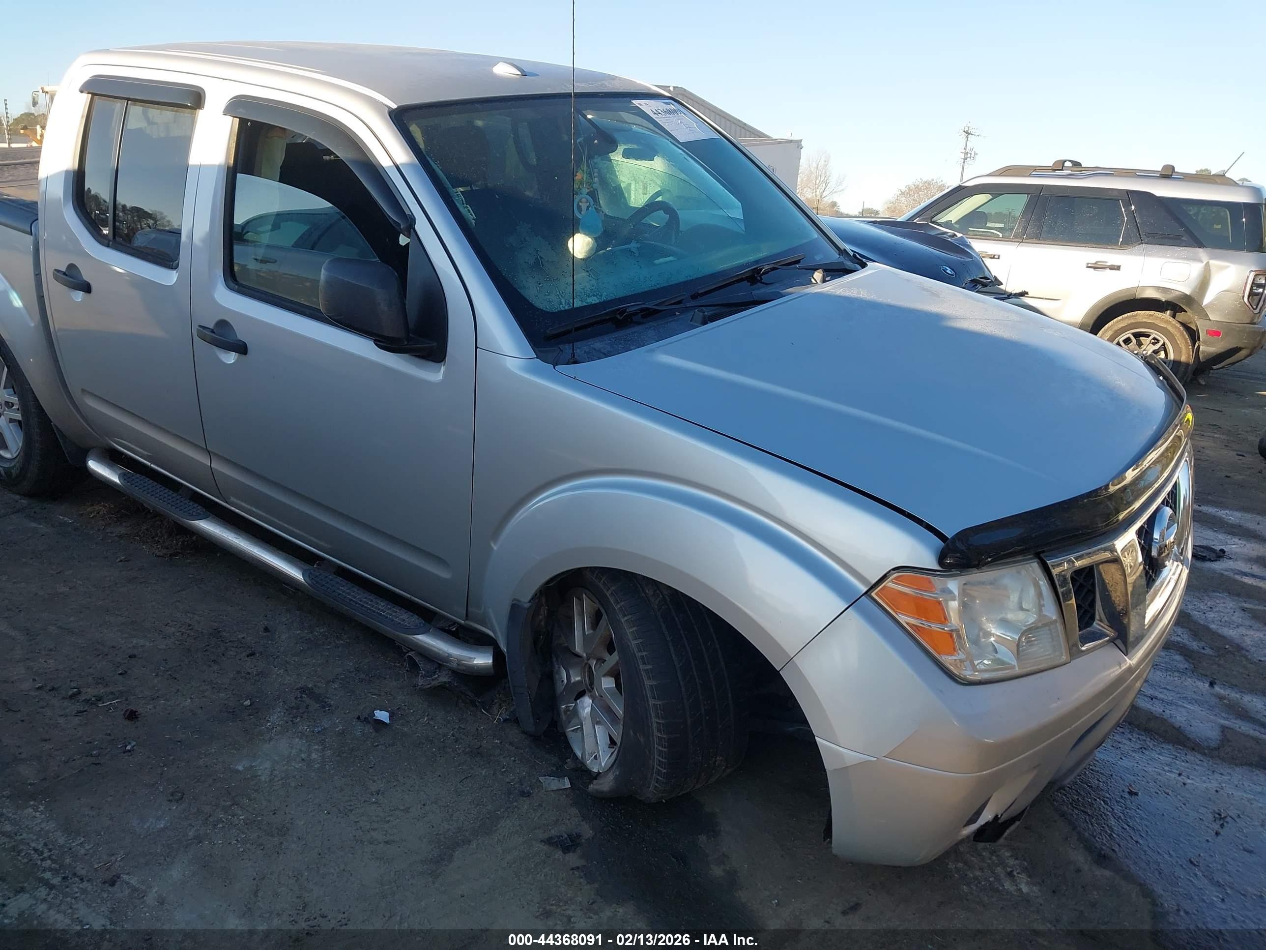 NISSAN FRONTIER image 6