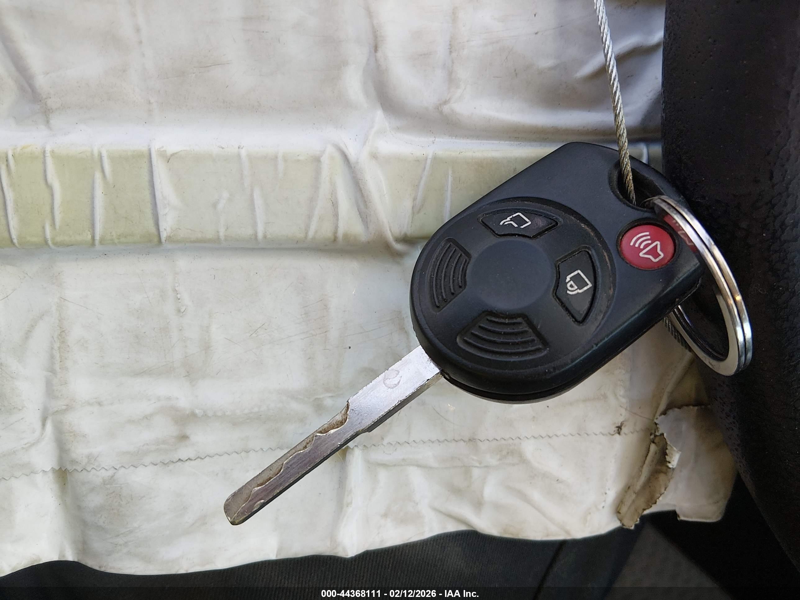 FORD ESCAPE image 11