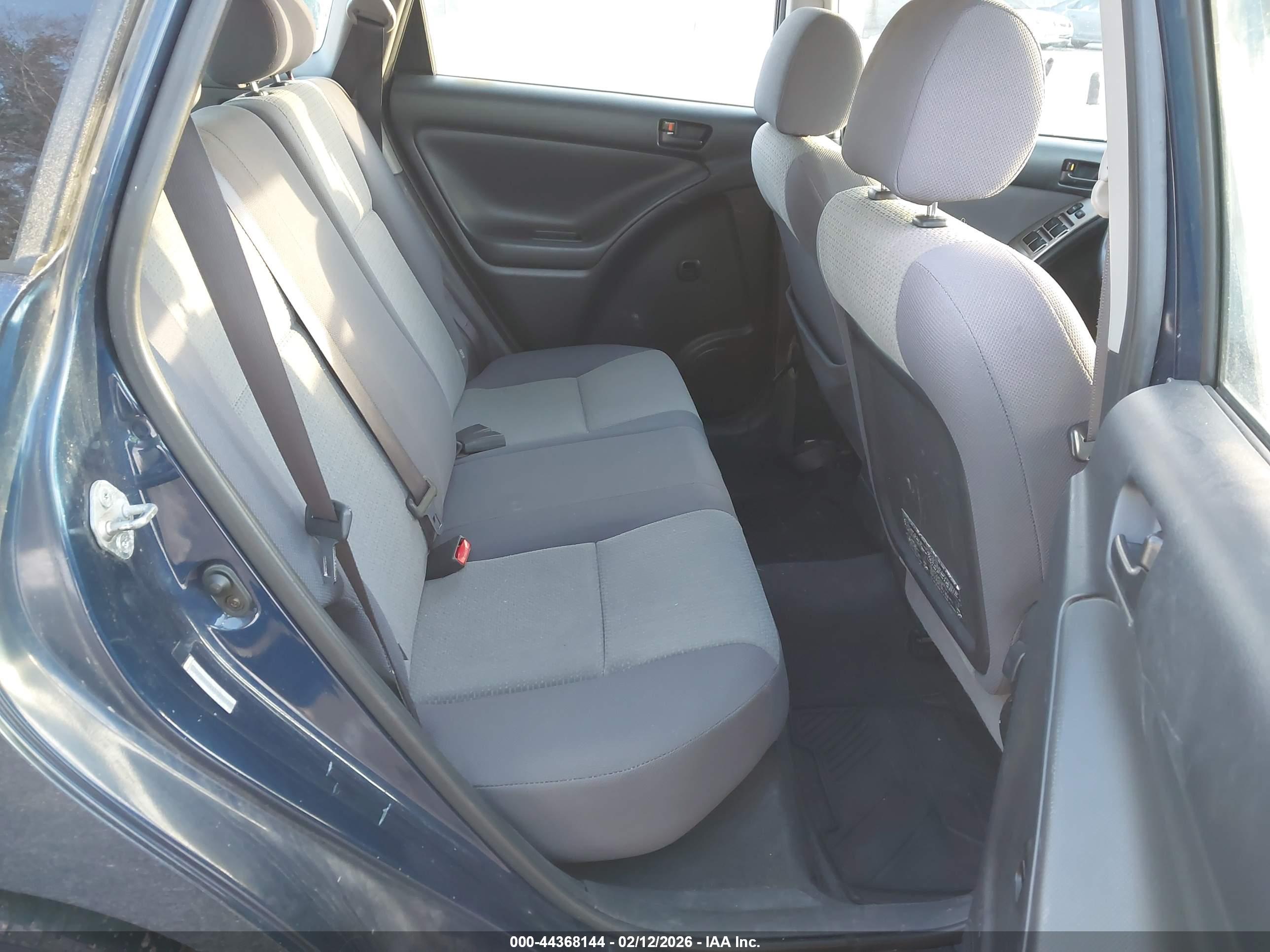 TOYOTA MATRIX image 8