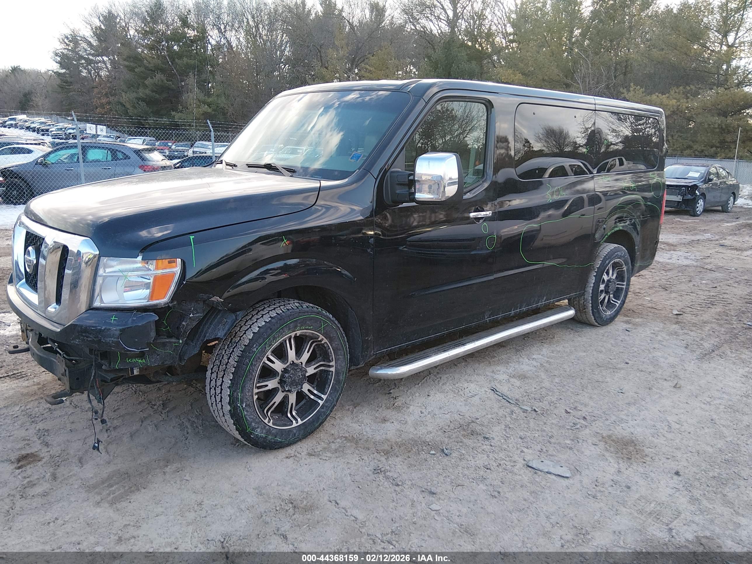 NISSAN NV image 2