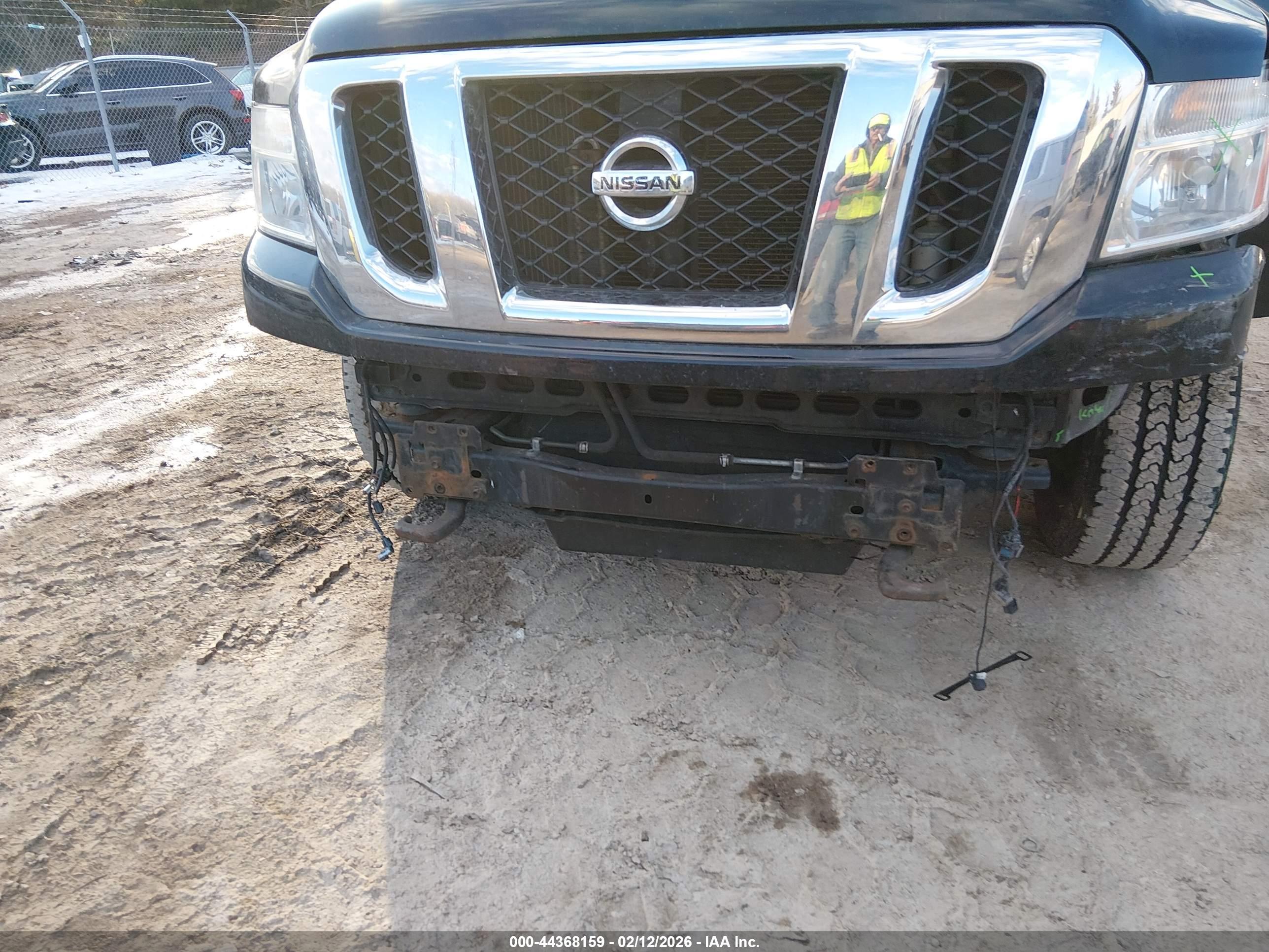 NISSAN NV image 6