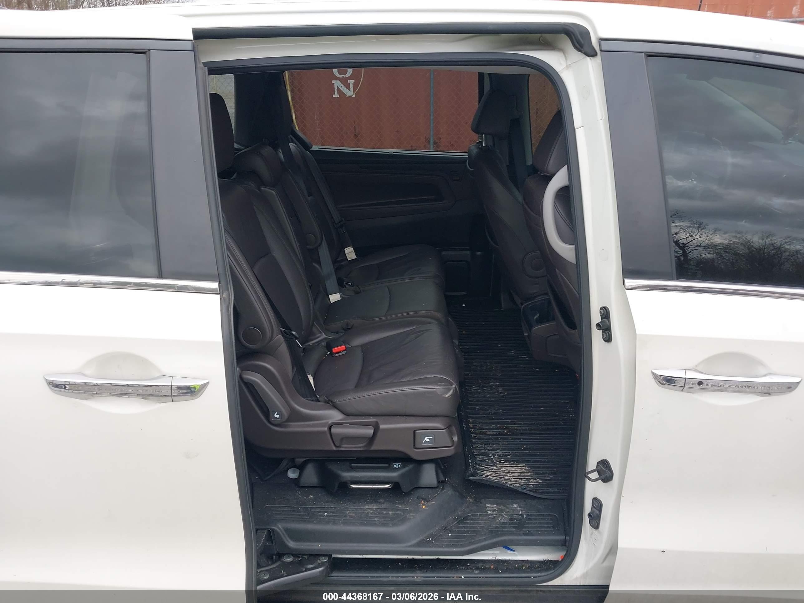 HONDA ODYSSEY image 8