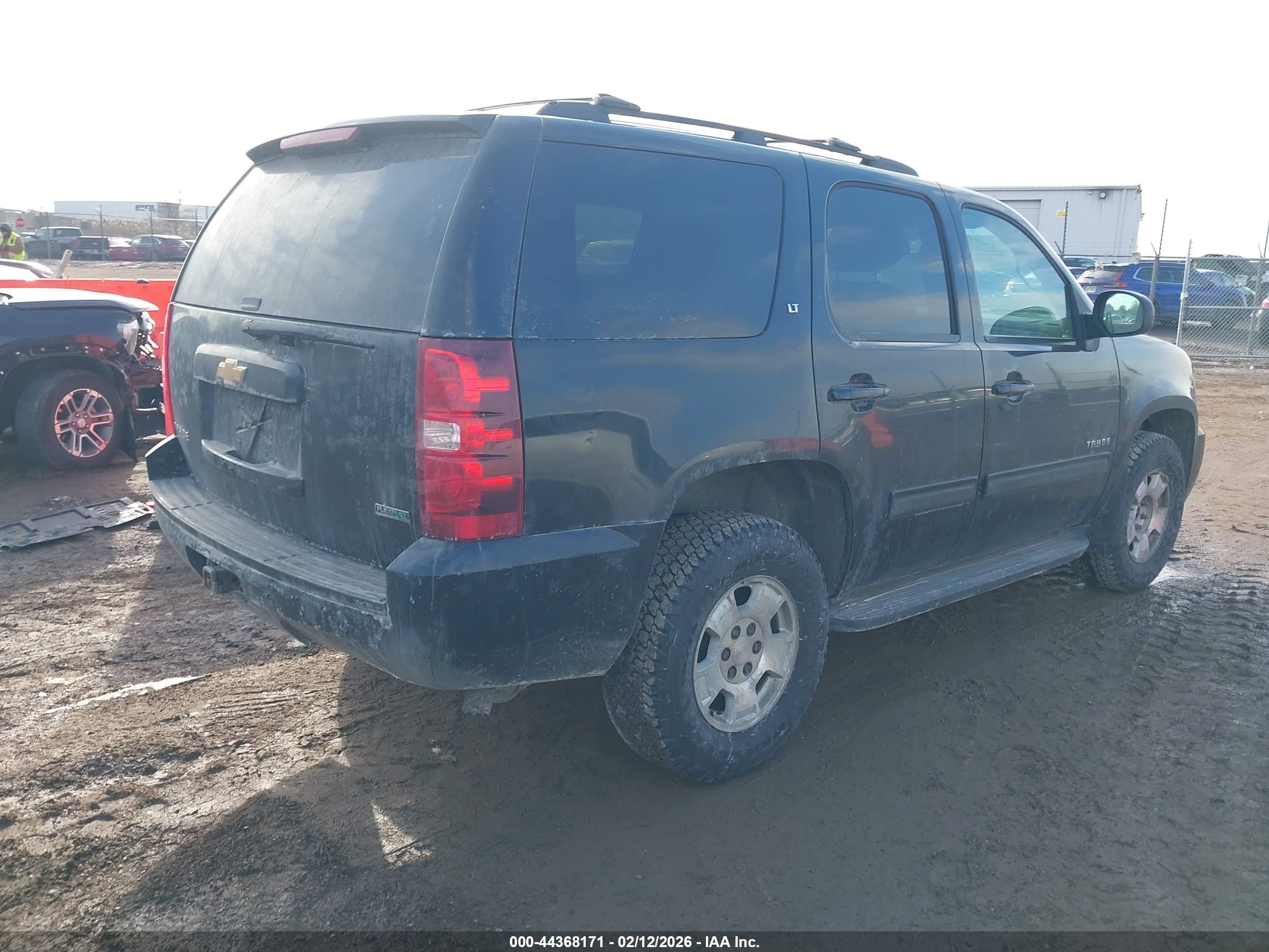 CHEVROLET TAHOE image 4