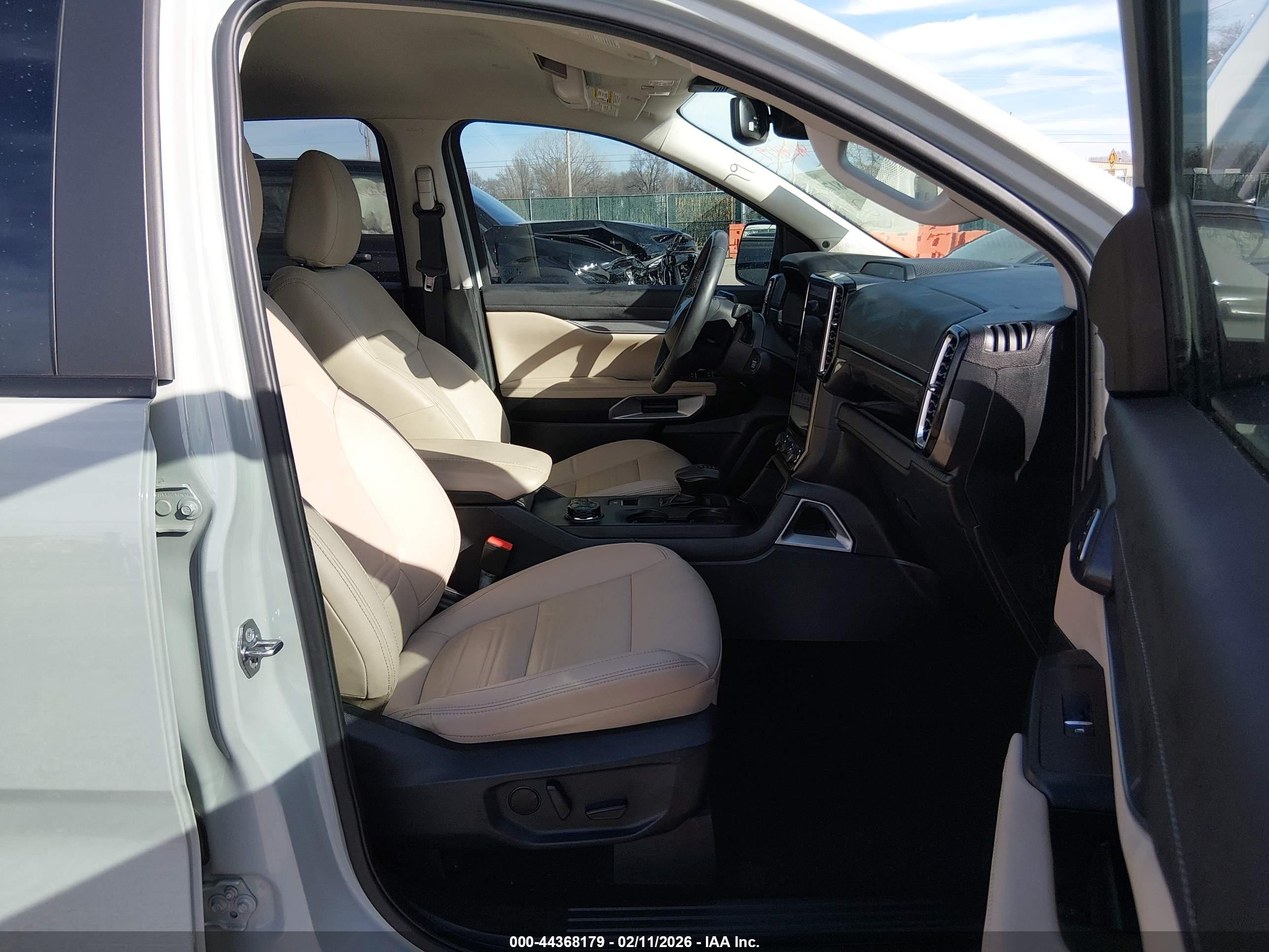FORD RANGER image 5
