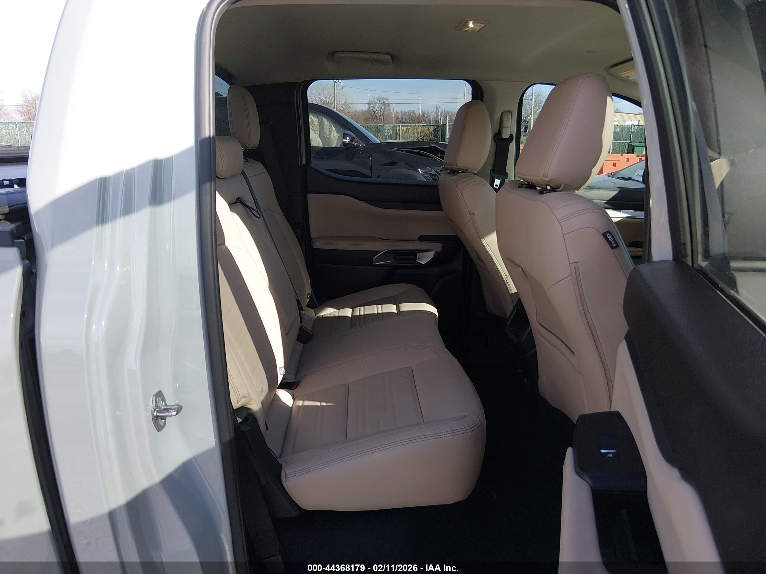 FORD RANGER image 8