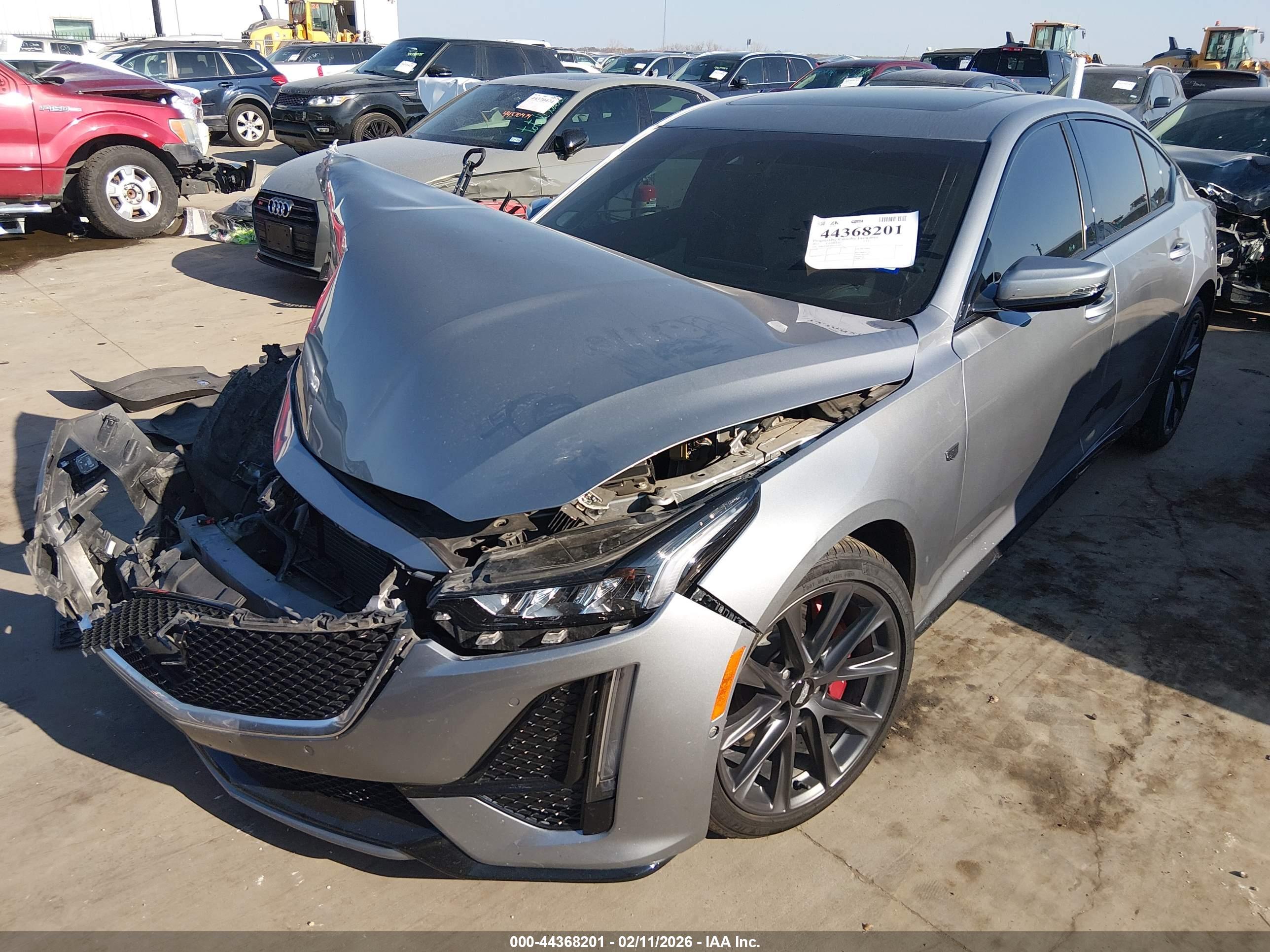 CADILLAC CT5 image 2