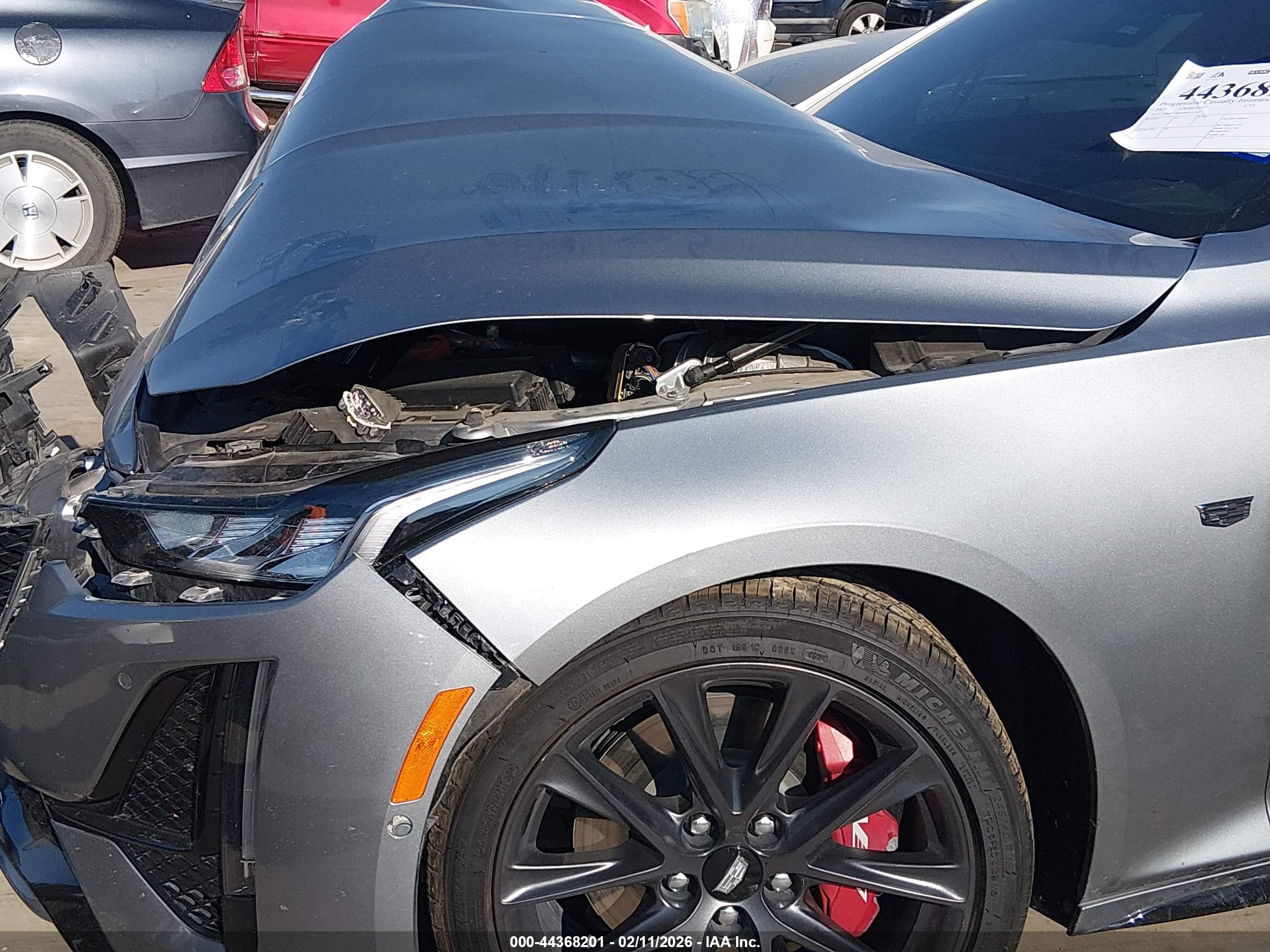 CADILLAC CT5 image 6