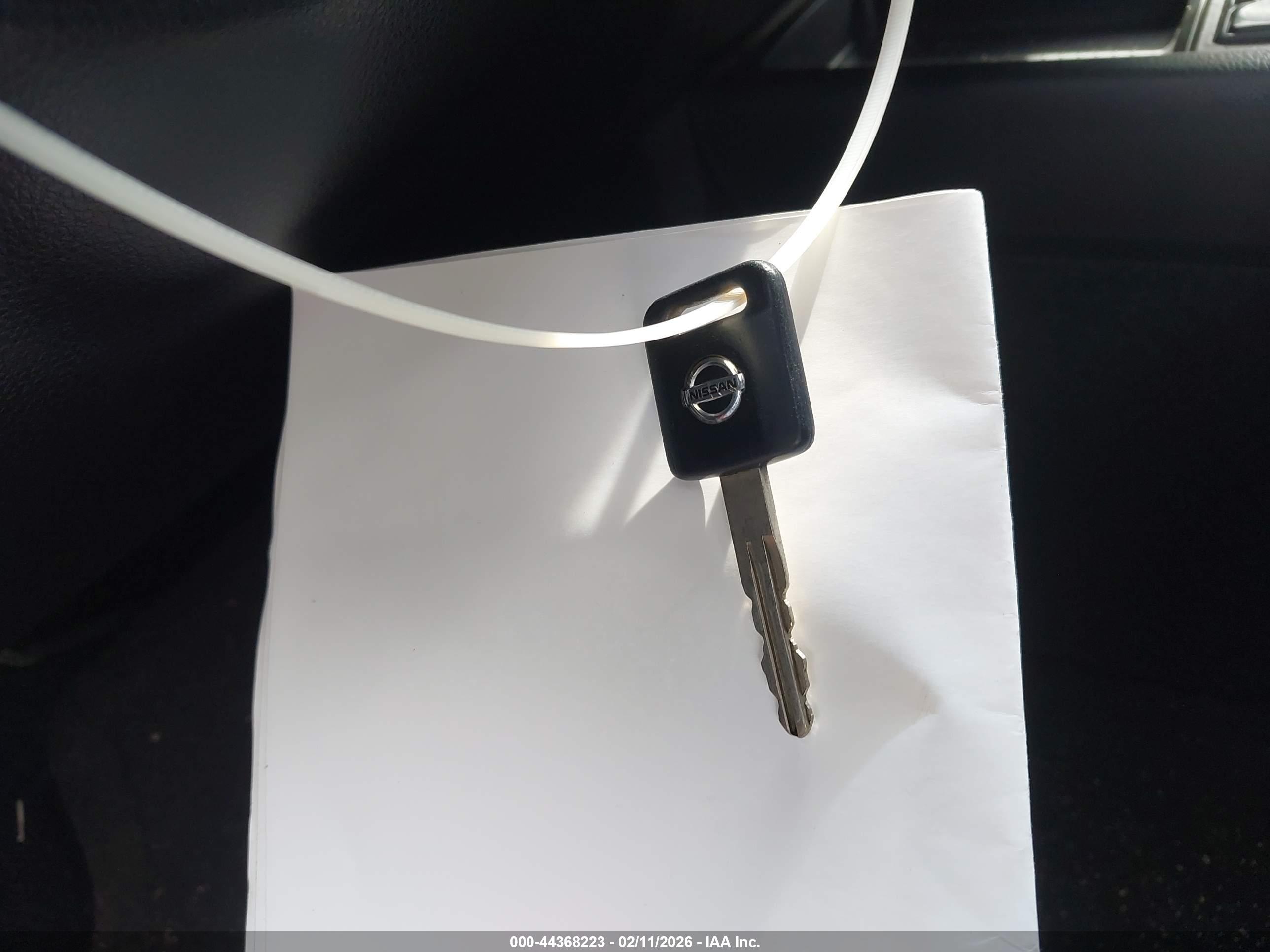 NISSAN MURANO image 11