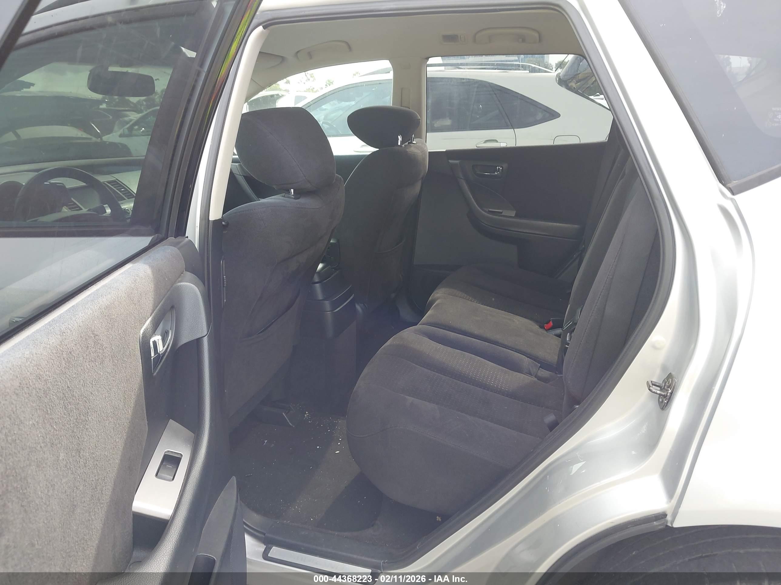 NISSAN MURANO image 8