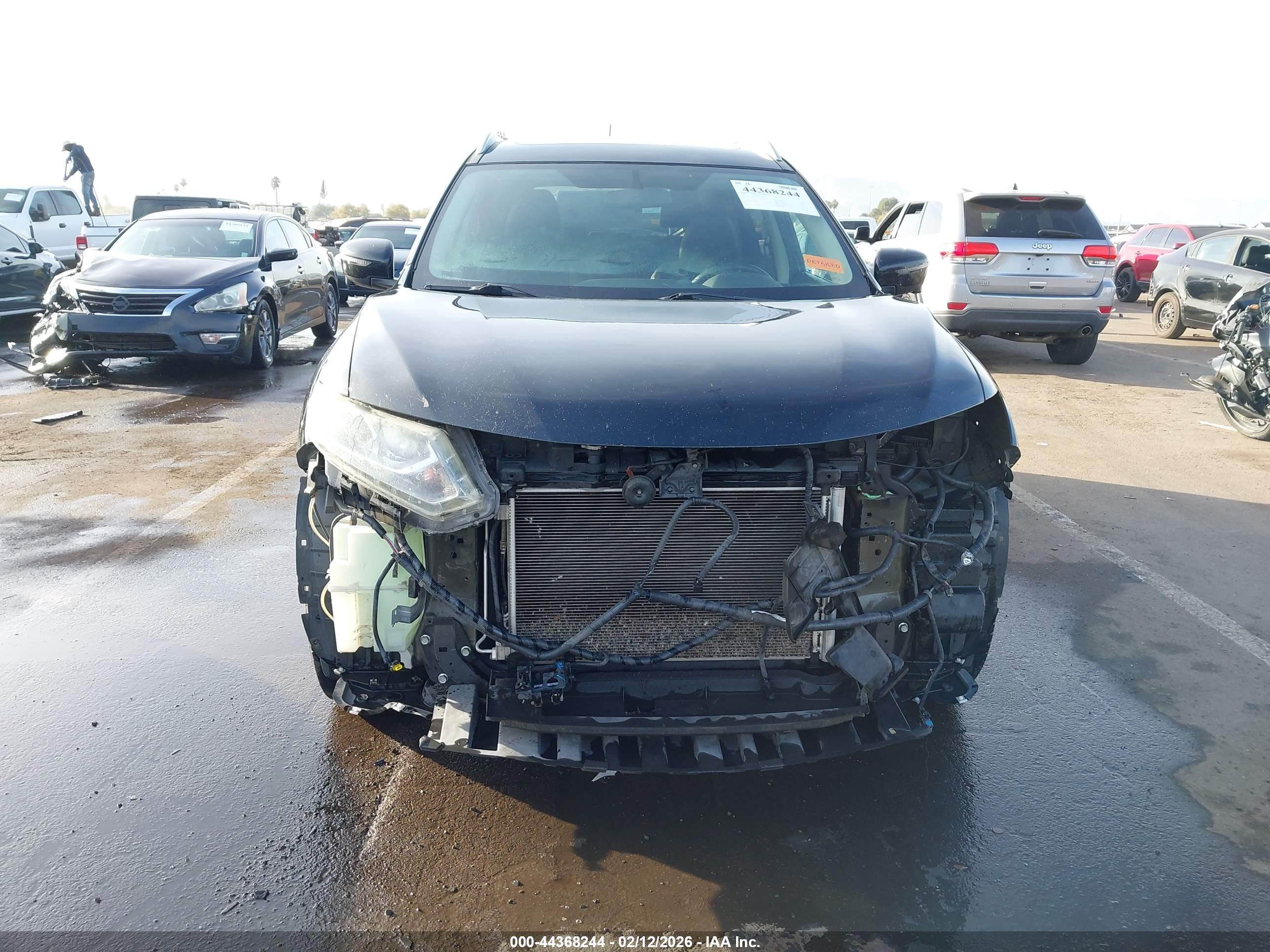 NISSAN ROGUE image 6