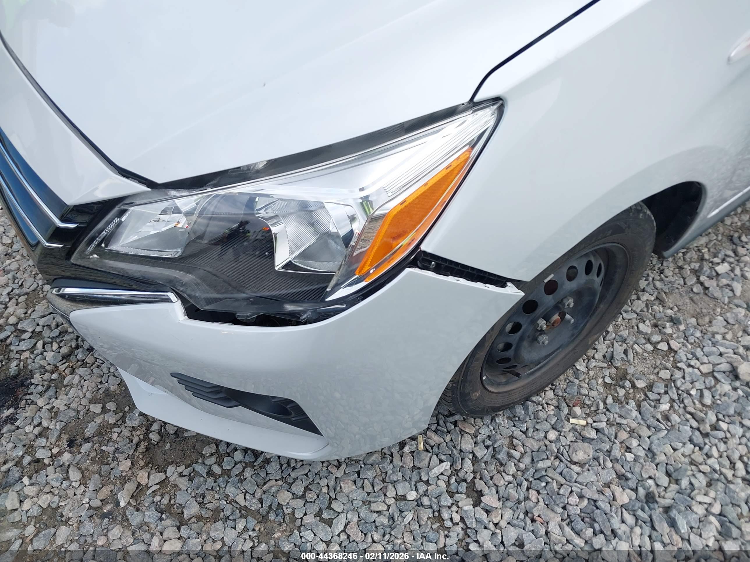 MITSUBISHI MIRAGE image 6
