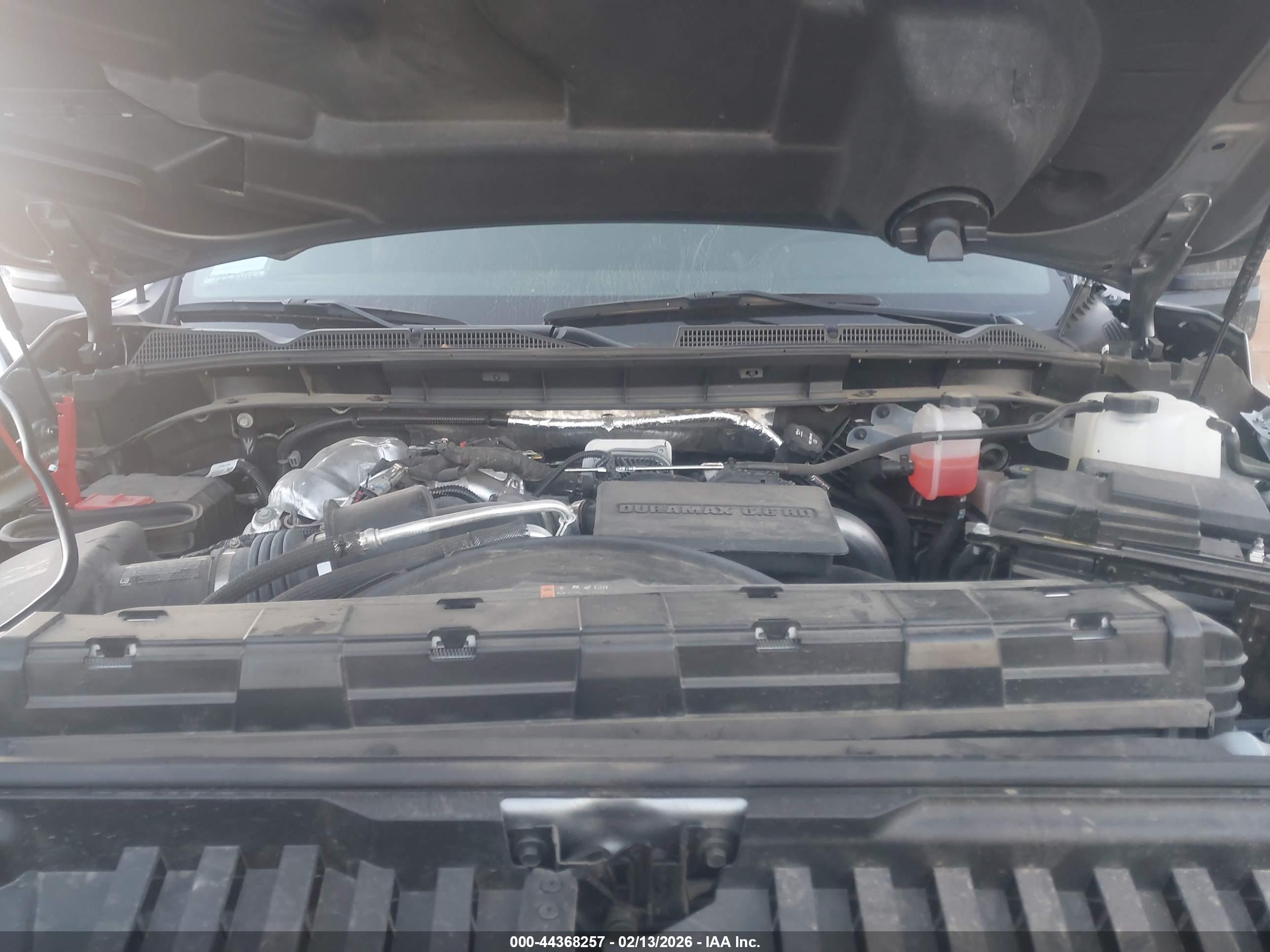 GMC SIERRA image 10