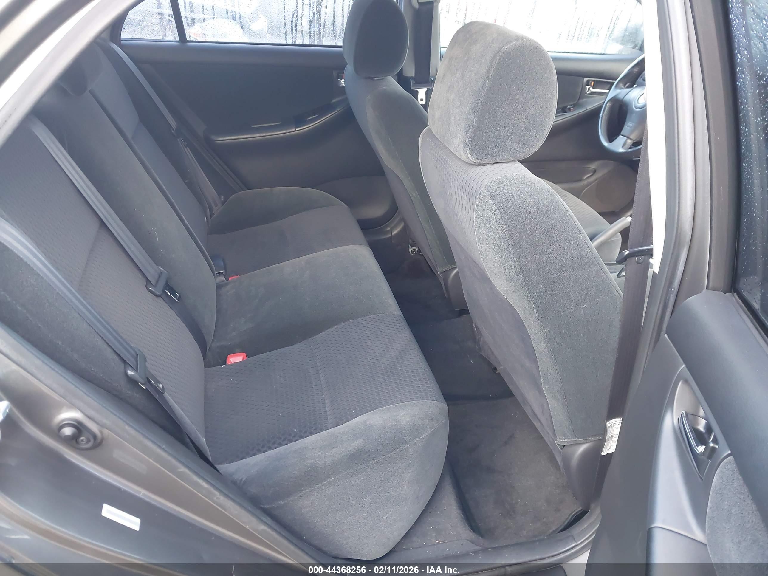 TOYOTA COROLLA image 8