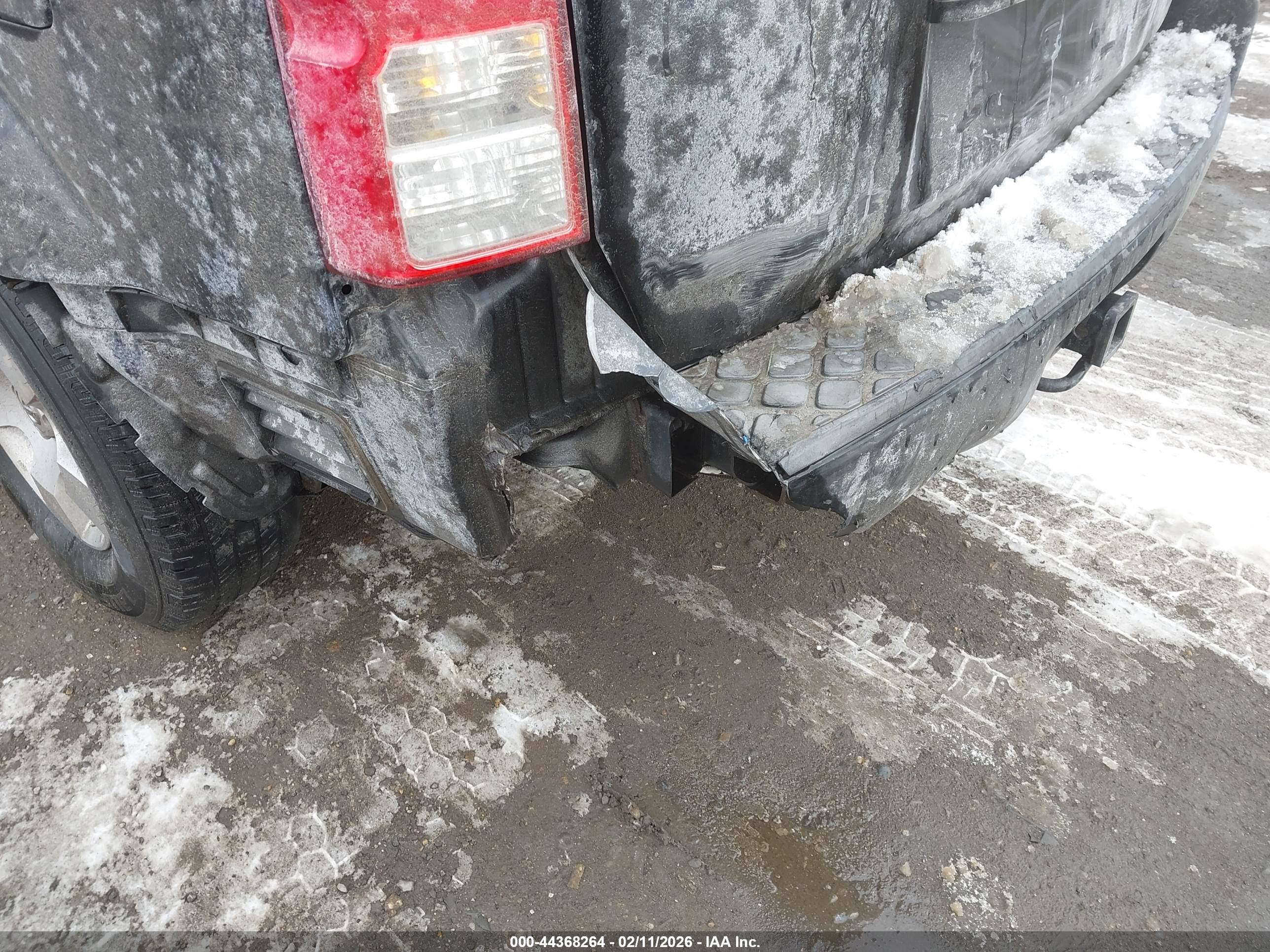NISSAN PATHFINDER image 6