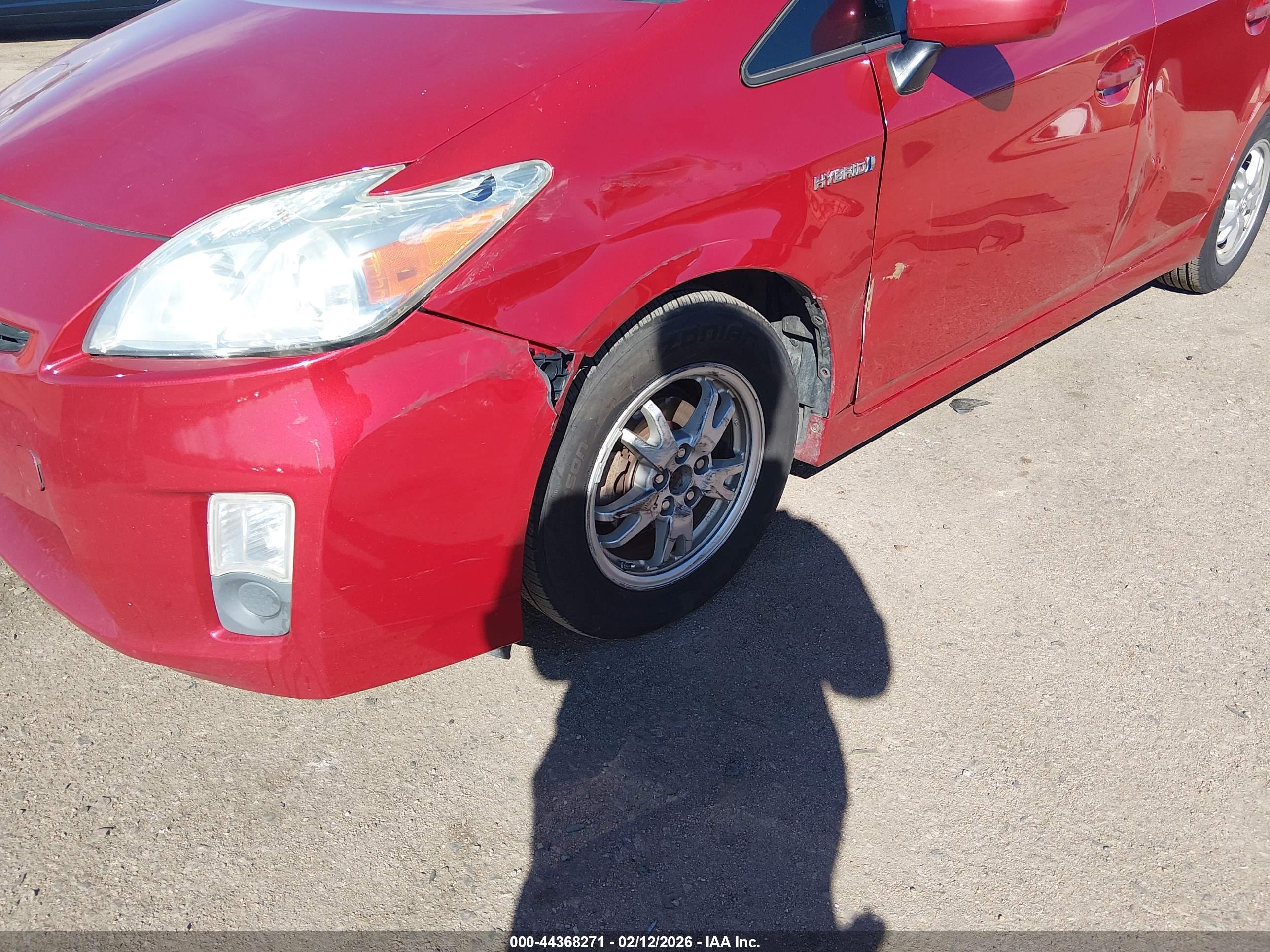 TOYOTA PRIUS image 6