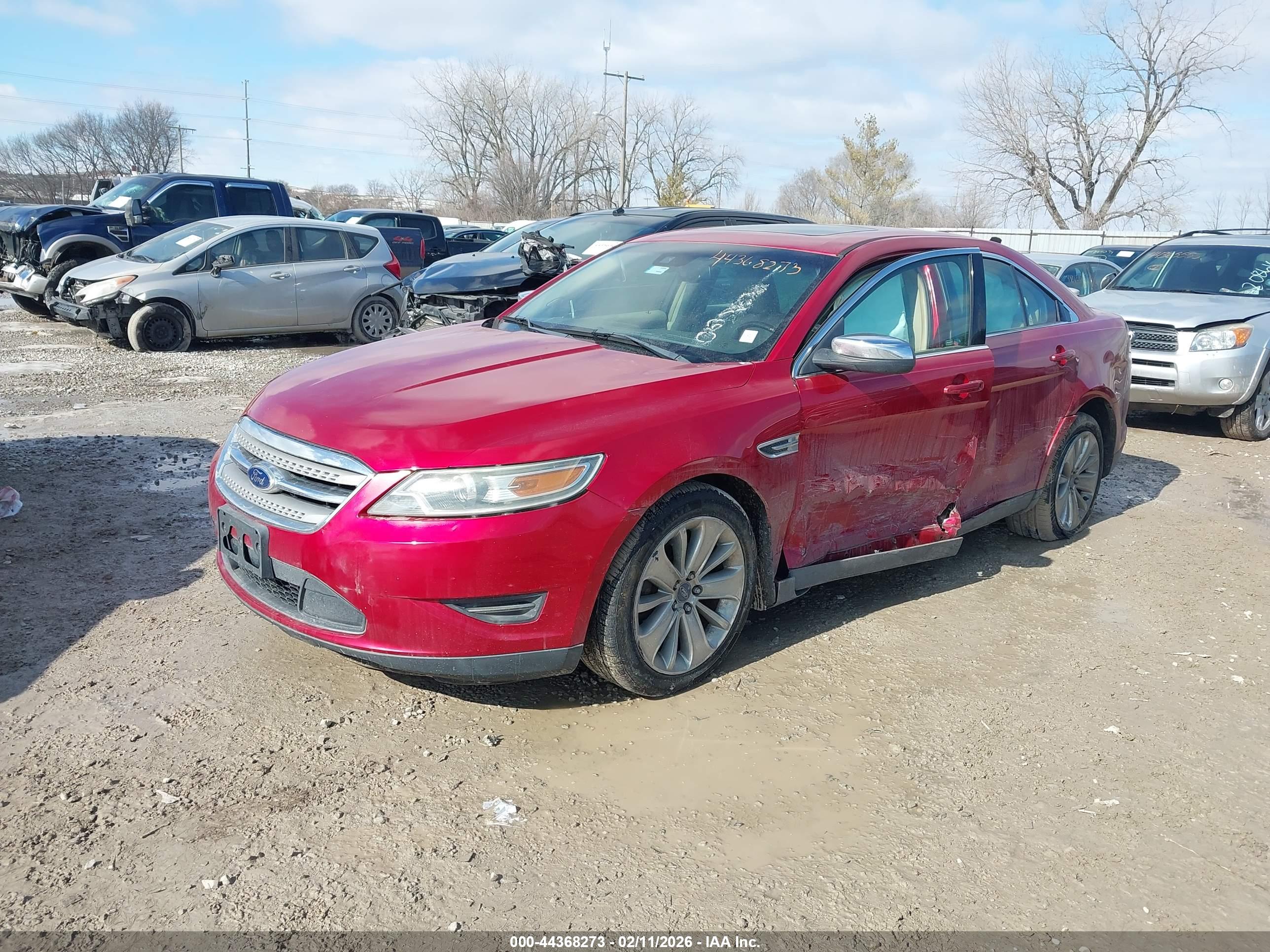 FORD TAURUS image 2