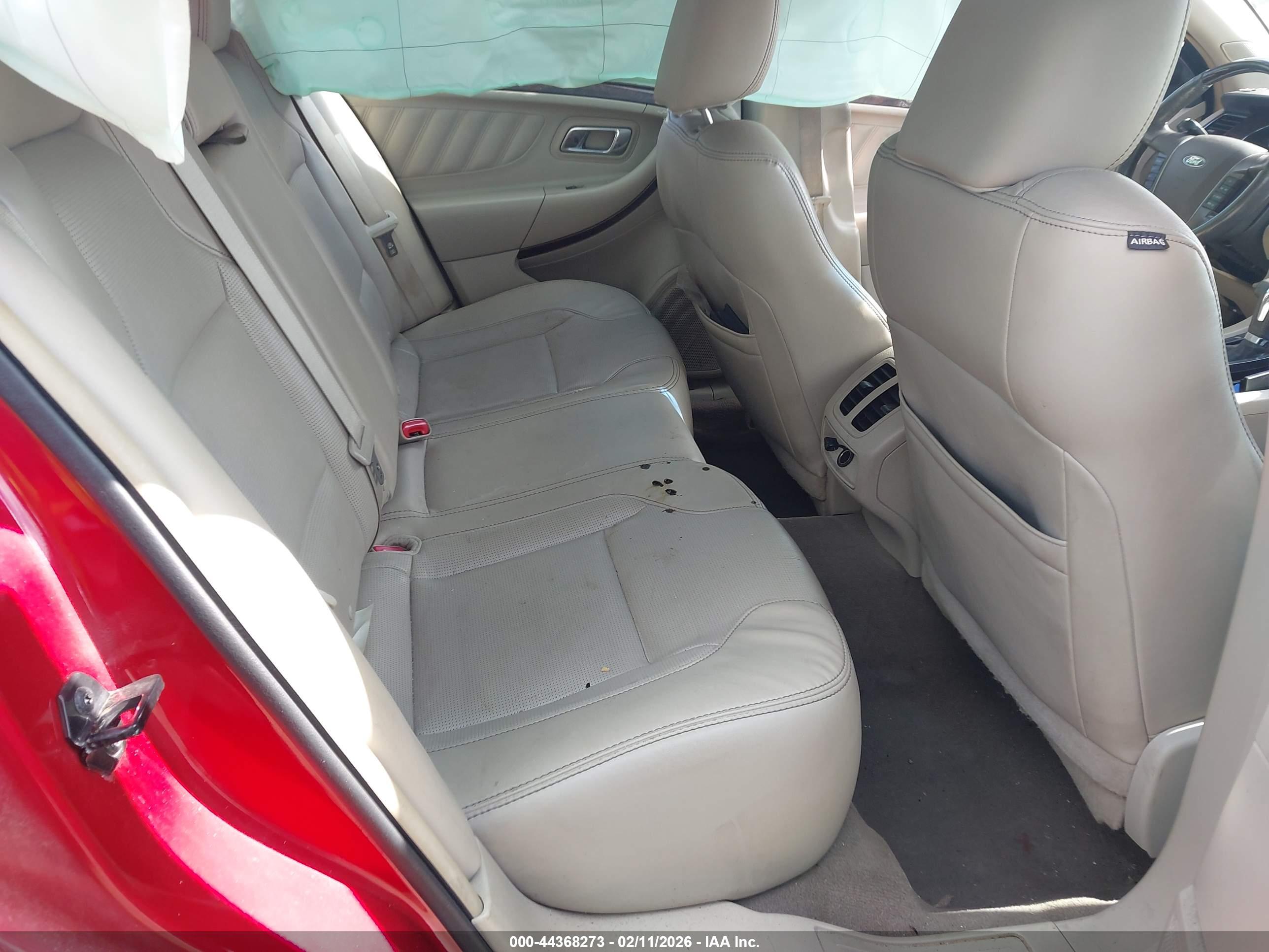 FORD TAURUS image 8