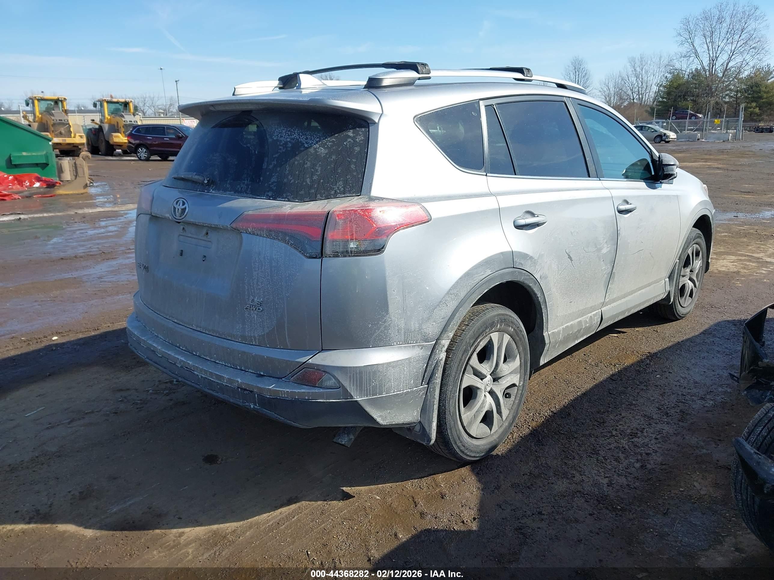 TOYOTA RAV4 image 4
