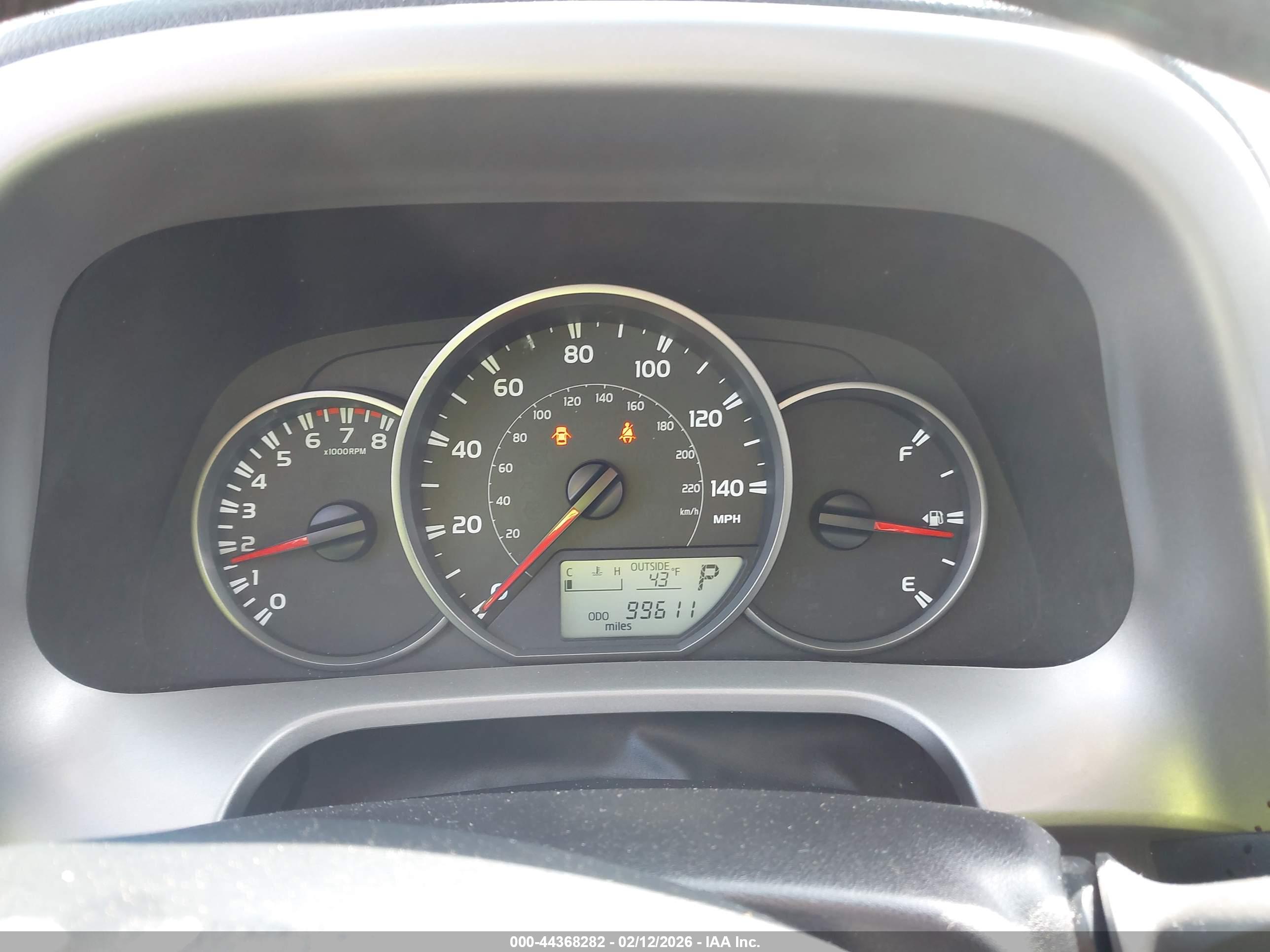 TOYOTA RAV4 image 7
