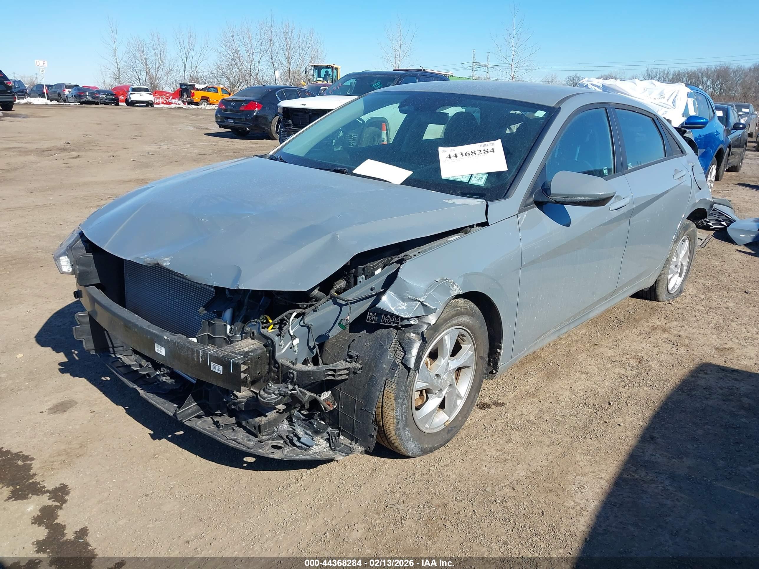 HYUNDAI ELANTRA image 2