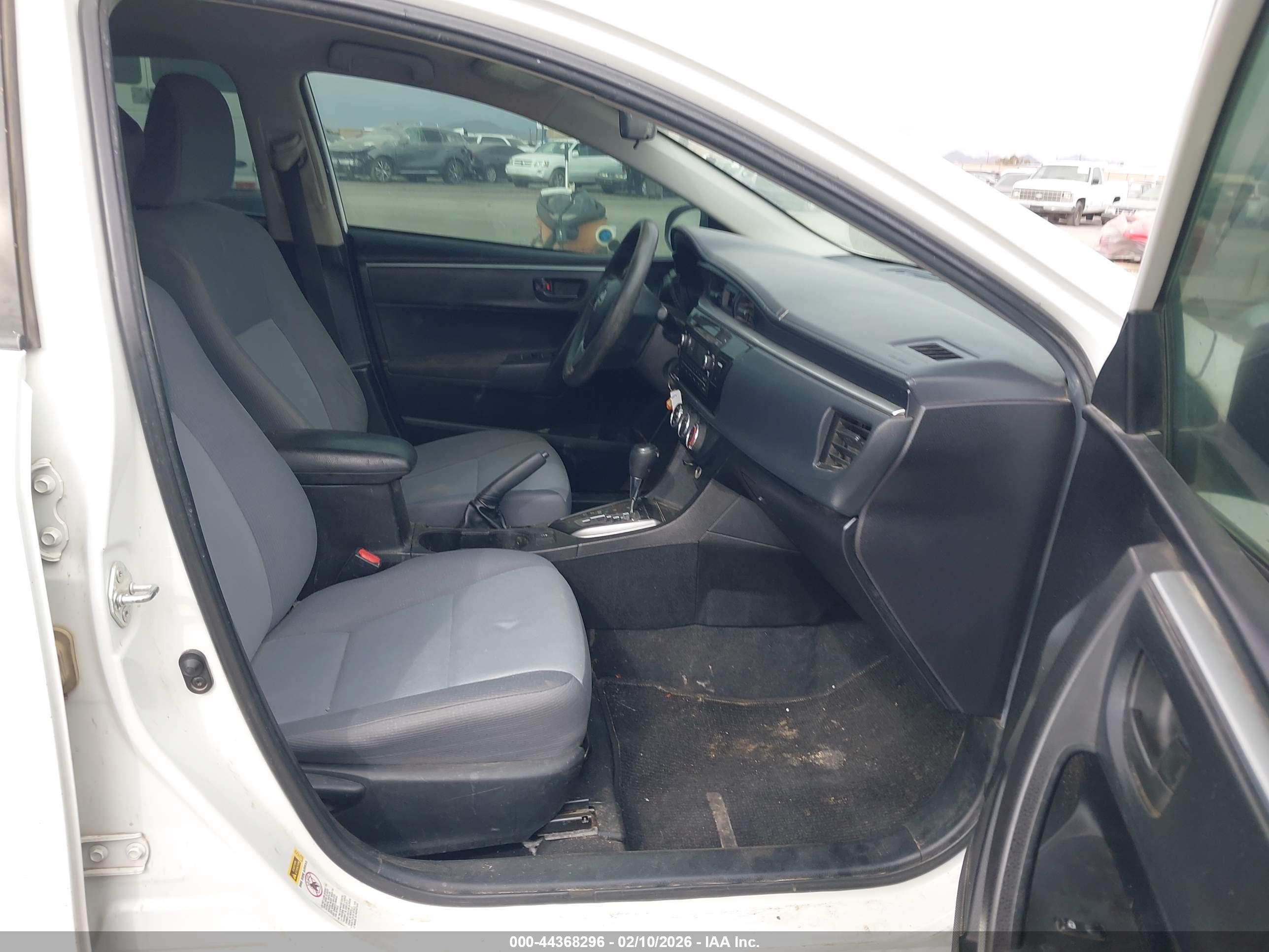 TOYOTA COROLLA image 5