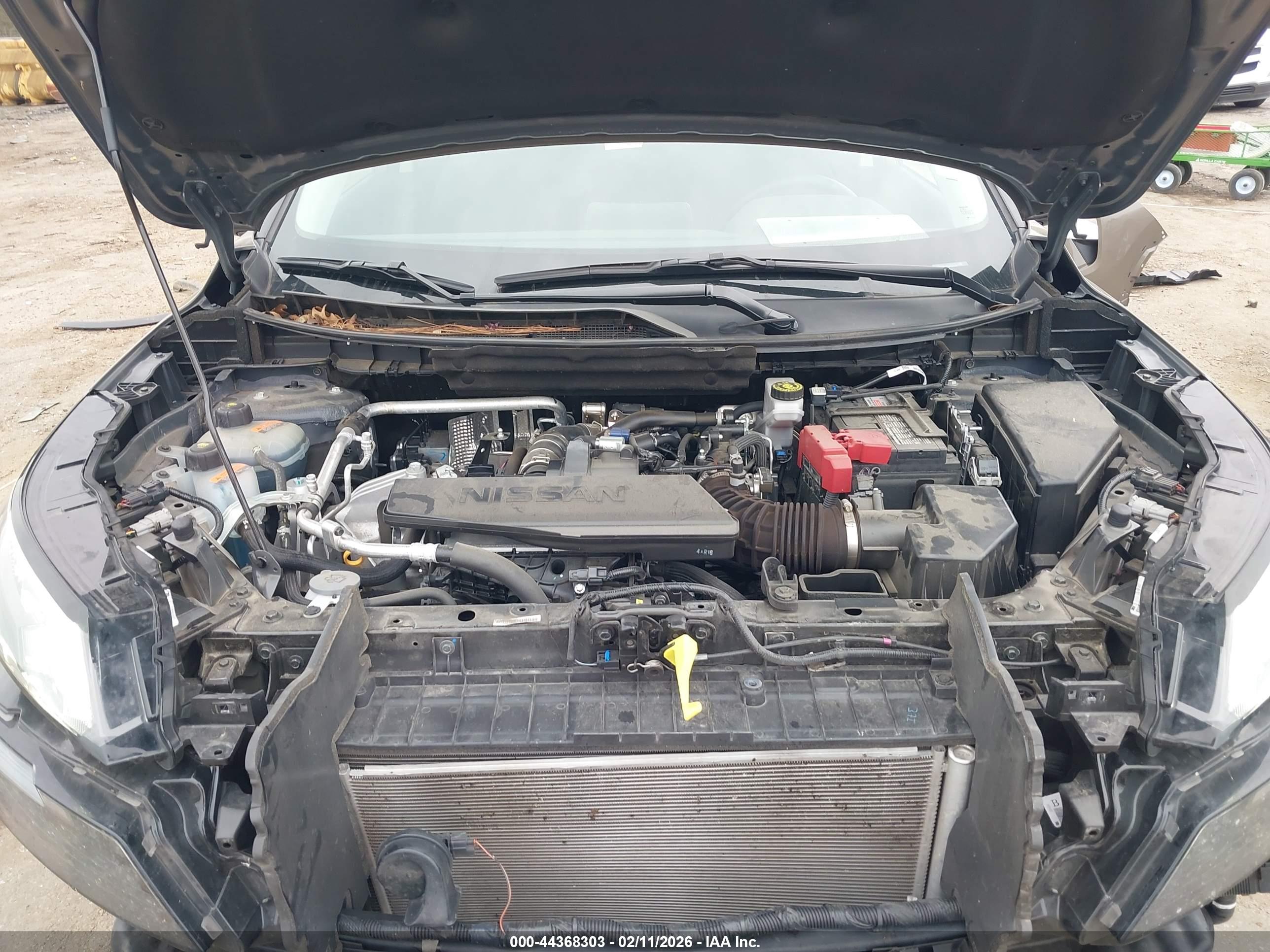 NISSAN ROGUE image 10
